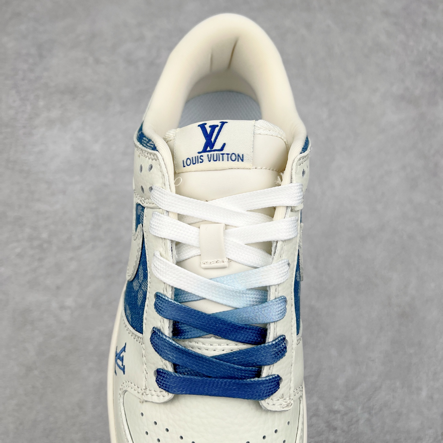 图片[5]-NK Dunk Low 定制配色 JH8310-954 大厂出品 极力推荐 原装头层材料 独家版型蒸餾加工帶來的是更好的视觉和脚感体验大厂纯原品质出货 清洁度 电绣工艺 皮料切割干净无任何毛边 细节完美 实拍调校N版已经零色差零失真 百分百还原实物色彩所见即所得 不存在货不对板色差等低级问题 选购参考实物拍摄 不混卖不参货 只用心做好货严格选品 承诺混一赔十 尺码：36 36.5 37.5 38 38.5 39 40 40.5 41 42 42.5 43 44 44.5 45-选品中心