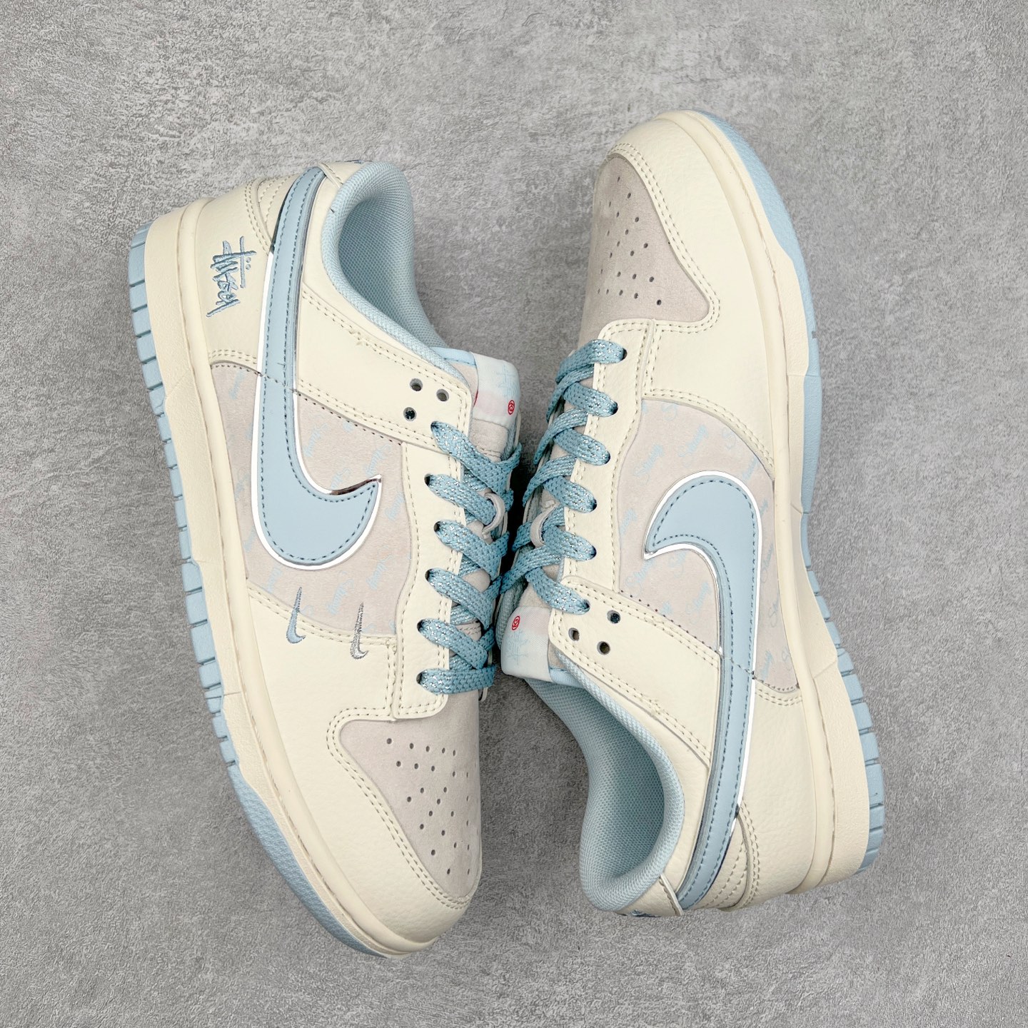 图片[3]-NK Dunk Low 定制配色 XX2026-101 大厂出品 极力推荐 原装头层材料 独家版型蒸餾加工帶來的是更好的视觉和脚感体验大厂纯原品质出货 清洁度 电绣工艺 皮料切割干净无任何毛边 细节完美 实拍调校N版已经零色差零失真 百分百还原实物色彩所见即所得 不存在货不对板色差等低级问题 选购参考实物拍摄 不混卖不参货 只用心做好货严格选品 承诺混一赔十 尺码：36 36.5 37.5 38 38.5 39 40 40.5 41 42 42.5 43 44 44.5 45-选品中心