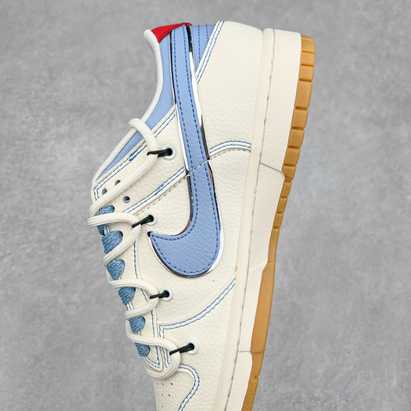 图片[7]-NK Dunk Low 定制配色 FC1688-216 大厂出品 极力推荐 原装头层材料 独家版型蒸餾加工帶來的是更好的视觉和脚感体验大厂纯原品质出货 清洁度 电绣工艺 皮料切割干净无任何毛边 细节完美 实拍调校N版已经零色差零失真 百分百还原实物色彩所见即所得 不存在货不对板色差等低级问题 选购参考实物拍摄 不混卖不参货 只用心做好货严格选品 承诺混一赔十 尺码：36 36.5 37.5 38 38.5 39 40 40.5 41 42 42.5 43 44 44.5 45-选品中心