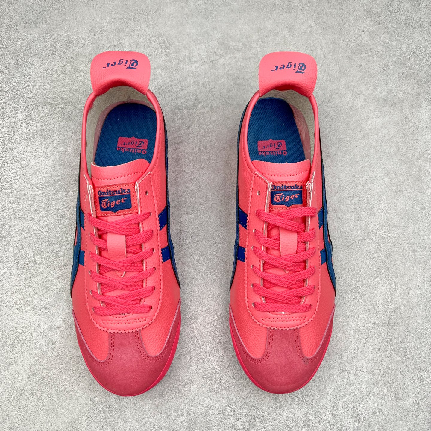 图片[2]-＃C版 Asics Onitsuka Tiger MEXICO 66 亚瑟士鬼冢虎复古经典板鞋 市场王者选手 海外订单工厂出品 长期生产补货永不断码 超成熟稳定的做工品控 原装全套纸板楦头开发 原汁原味 完美呈现版型 私模正确鞋底咬花纹路 一比一鞋头弧度高度鞋身弧度 绝不口嗨 细节品控鞋型随意秒杀市面 原档咬花纹路私模大底 一个单元有六个三角形 总体形拼接呈现花瓣状 官方四联吊牌 原装Ortholite轻量化鞋垫 原盒原配 质保卡 说明书 钢印防尘纸 纸板中底带钢印 乳胶组合鞋垫 支持全方位的对比专柜 产品从款式颜色造型上体现出追求舒适和细节的完美 鞋类更是推崇手工制作的严谨与完美 融舒适性与可穿性的设计风格 注重细节的完美和别致魅力 既保持稳重 又不失轻松的时尚感 尺码：36 37 37.5 38 39 39.5 40 40.5 41.5 42 42.5 43.5 44 45-选品中心