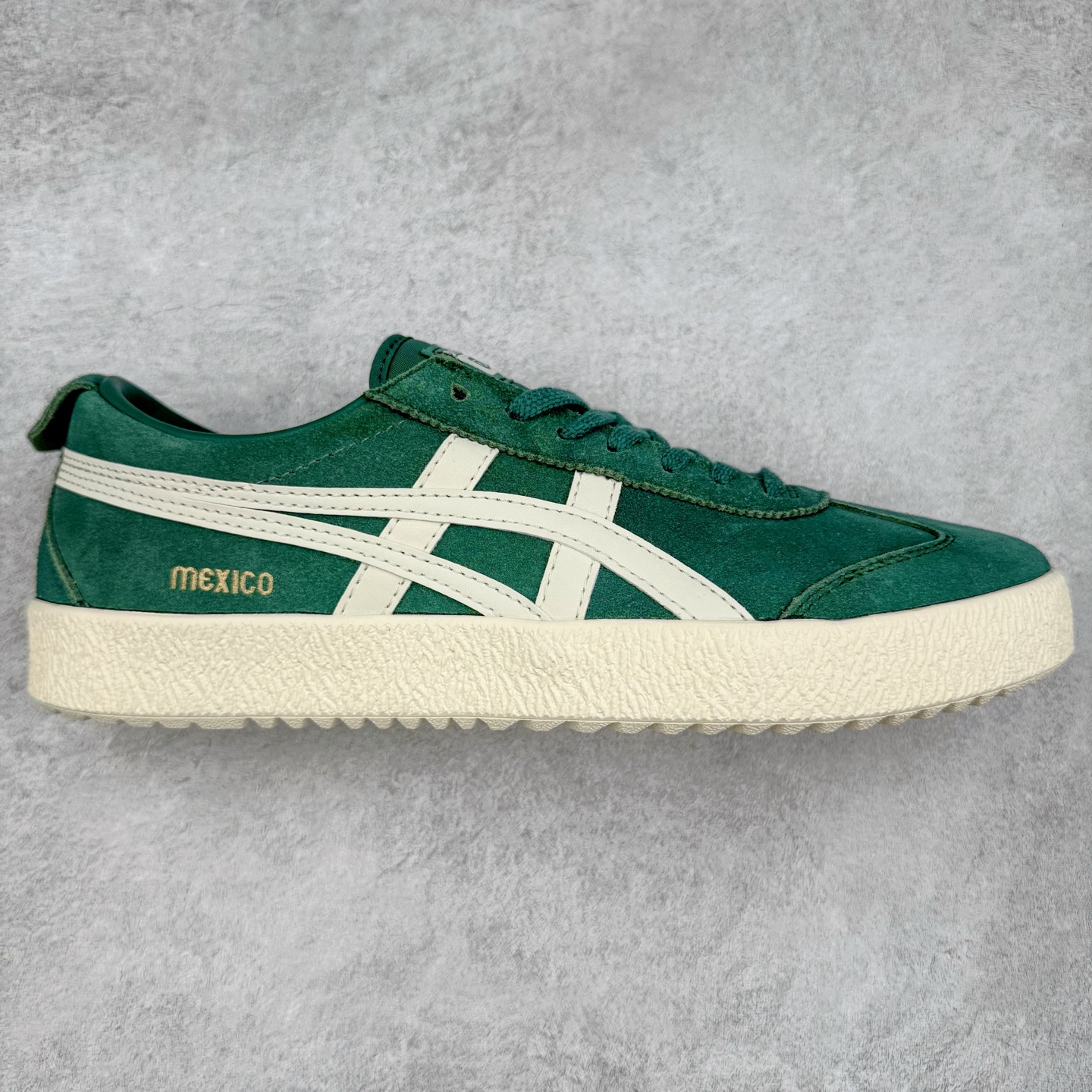 Onitsuka Tiger Delegation 鬼冢虎舒适休闲防滑耐磨低帮板鞋 尺码：36 37 37.5 38 39 39.5 40.5 41.5 42 42.5 43.5 44 45-选品中心