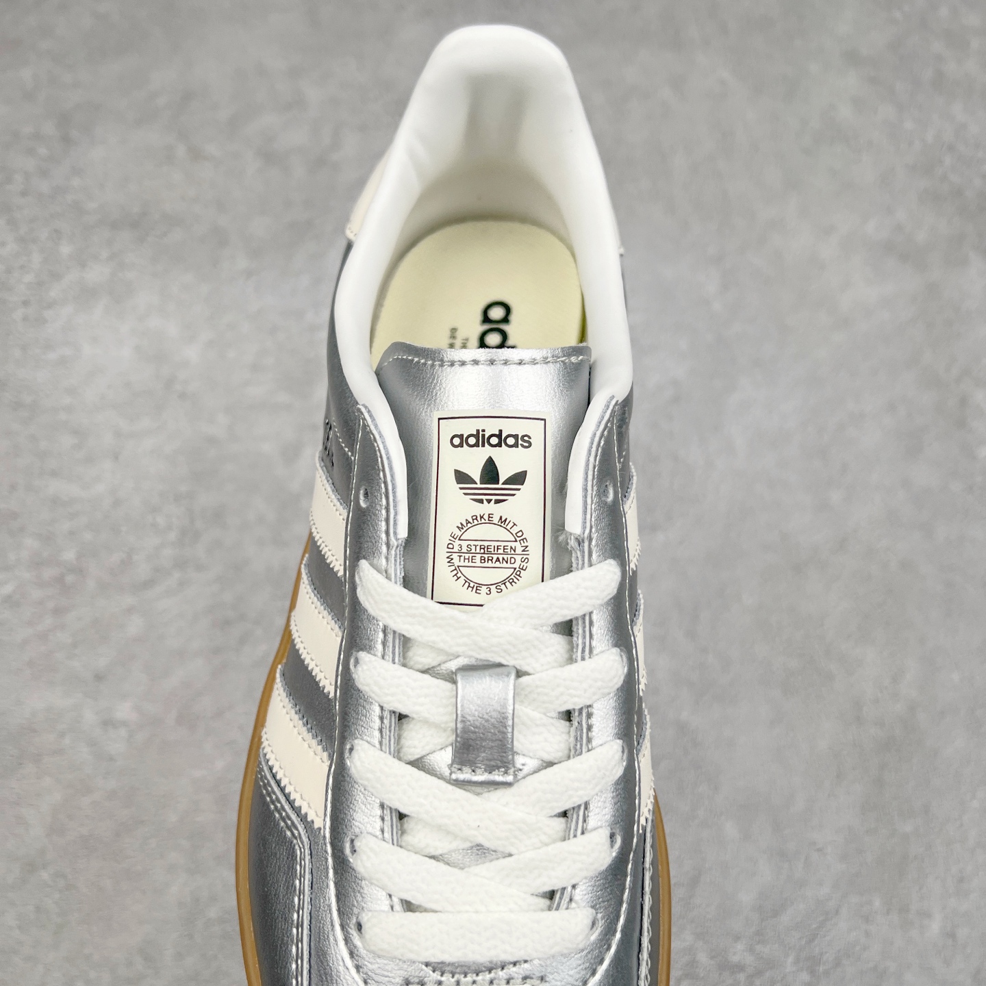 图片[5]-AD Gazelle Indoor Trainers 羚羊内训系列低帮复古百搭休闲运动德训风板鞋 JR1206 90年代经典的复刻版！自60年代以足球训练鞋面世以来,Gazelle就以其经典设计席卷全球。1991年版本的复刻,再造经典Gazelle。采用皮革打造,搭配浊色细节,让这款经典更加简约。尺码：36 36⅔ 37⅓ 38 38⅔ 39⅓ 40 40⅔ 41⅓ 42 42⅔ 43⅓ 44⅓ 44⅔ 45-选品中心