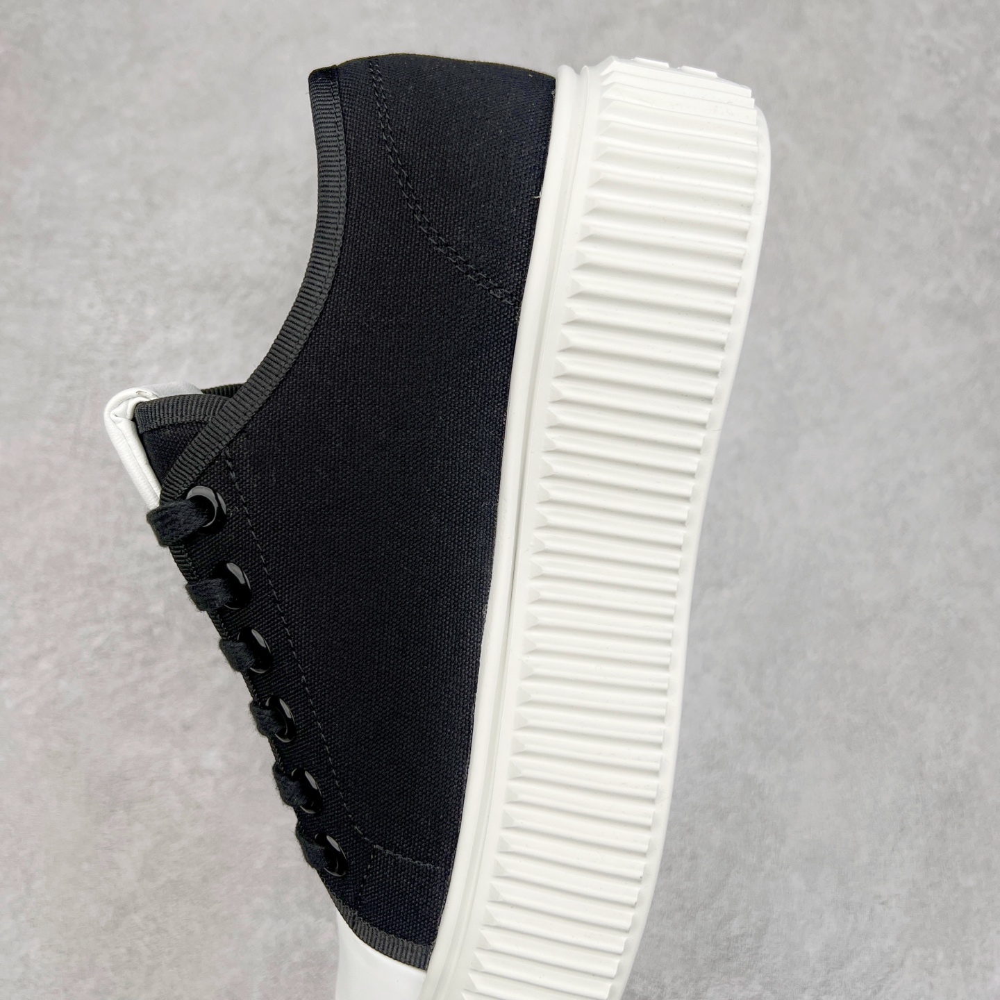 图片[7]-MIU MIU缪缪 牛仔布 低帮 舒适系带 低帮 时尚板鞋 女款 尺码：35 36 37 38 39-选品中心