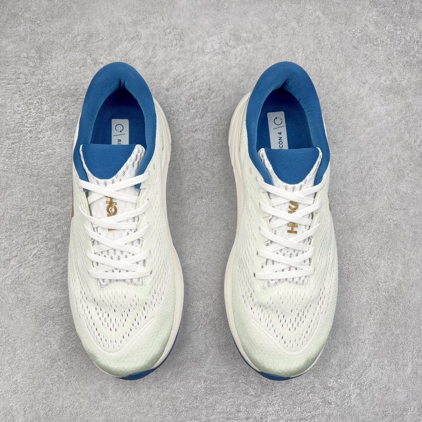 图片[2]-HOKA ONE ONE RINCON 4 舒适防滑耐磨低帮休闲跑步鞋 Rincon 4 是一款日常训练用的跑步鞋，踩上去的感觉很结实。它适合中短距离跑步，但如果您习惯于稍硬的感觉，也可以用于长距离跑步。但它的速度不够快，不能作为速度训练鞋，也不够柔软，不能作为恢复训练鞋，日常里程跑才是它的优势所在。如果您想尝试 Hoka 跑鞋，又想享受极具竞争力的价格，那就试试这款鞋吧。尺码：36 36.5 37.5 38 38.5 39 40 40.5 41 42 42.5 43 44 44.5 45-选品中心