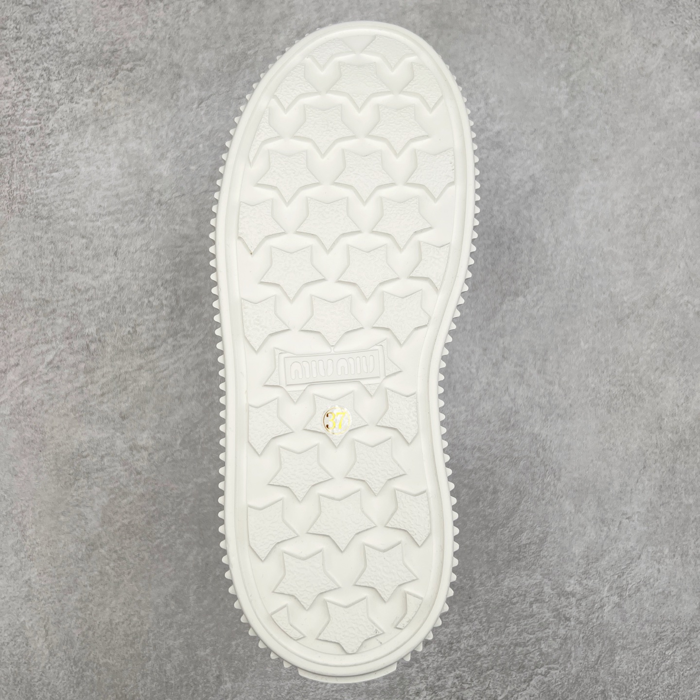 图片[9]-MIU MIU缪缪 牛仔布 低帮 舒适系带 低帮 时尚板鞋 女款 尺码：35 36 37 38 39-选品中心