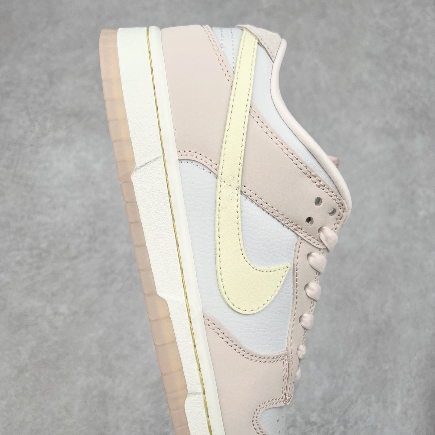 图片[6]-＃F版 NK Dunk Low 浅粉 FB7901-501 性价比王者 极限压缩利润空间 超乎所想的高性价比 用料绝不含糊 原盒原配 正确耐磨橡胶大底 超高清洁度 全鞋零毛边皮料切割 全套原楦原模倾力打造完美版型 尺码：36 36.5 37.5 38 38.5 39 40 40.5 41 42 42.5 43 44 44.5 45 46 47.5-选品中心