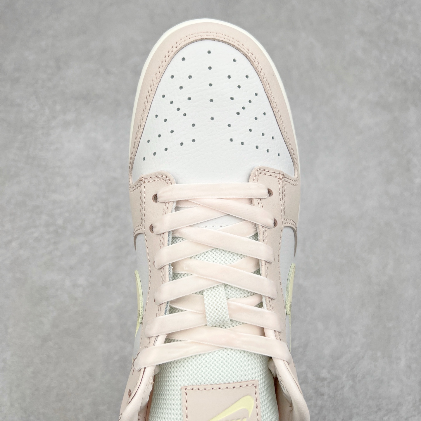 图片[4]-＃F版 NK Dunk Low 浅粉 FB7901-501 性价比王者 极限压缩利润空间 超乎所想的高性价比 用料绝不含糊 原盒原配 正确耐磨橡胶大底 超高清洁度 全鞋零毛边皮料切割 全套原楦原模倾力打造完美版型 尺码：36 36.5 37.5 38 38.5 39 40 40.5 41 42 42.5 43 44 44.5 45 46 47.5-选品中心