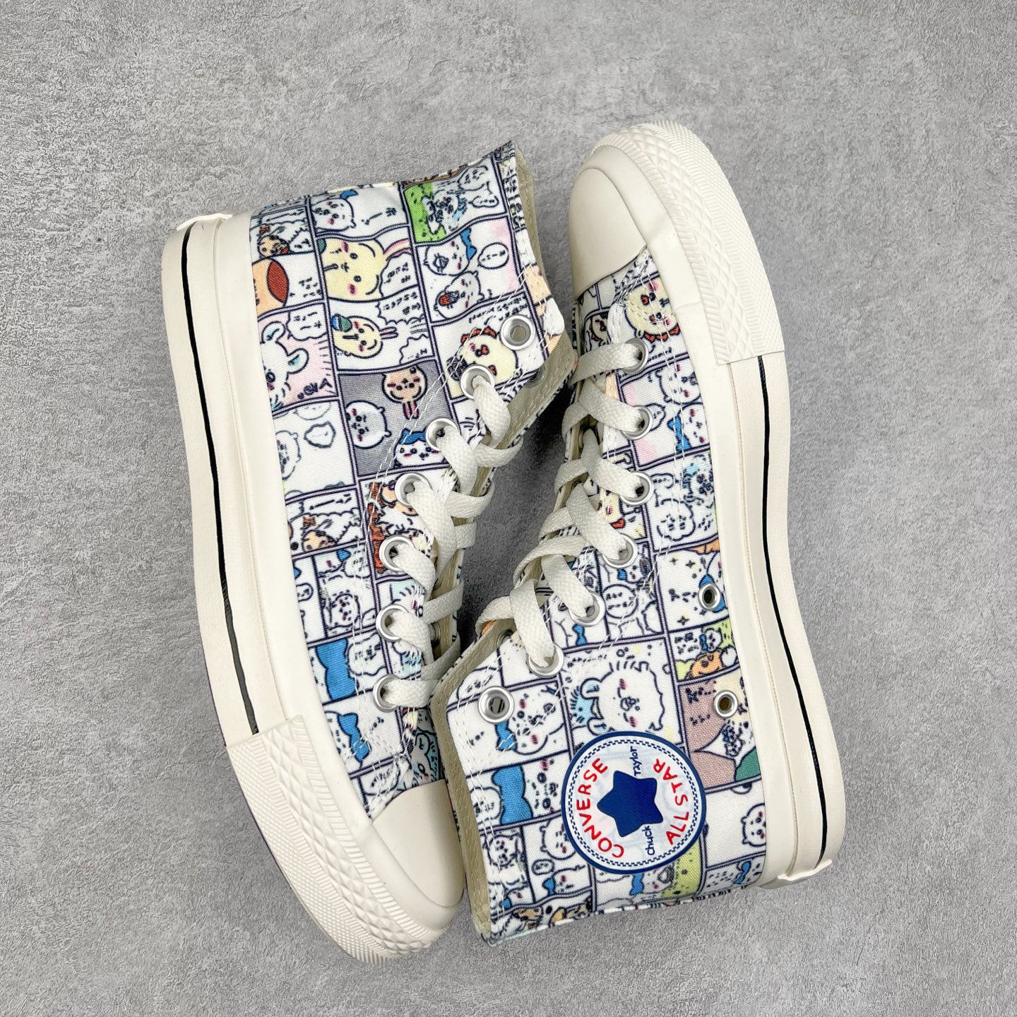 图片[3]-Chiikawa x Converse All Star CM 新款日系漫画联名 休闲时尚帆布鞋 整体鞋身以匡威经典All Star 鞋型为蓝本 米白鞋身融入Chiikawa的元素漫画 手绘各种角色图案 内侧隐藏三小只吃蛋糕的图案 细节满满 货号：31314150 尺码：35 36 36.5 37 37.5 38 39 39.5 40 41 41.5 42 42.5 43 44-选品中心