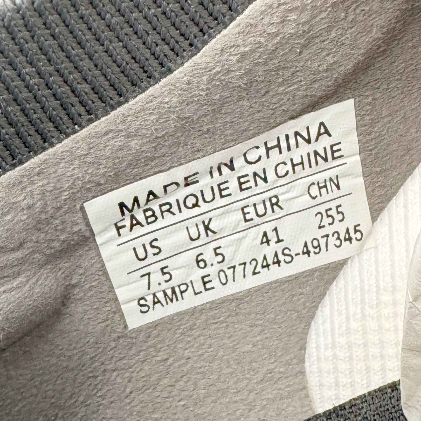 图片[11]-＃HP Arcteryx Norvan SL 3 始祖鸟时尚舒适防滑透气轻便低帮跑步鞋 Arcteryx中文名始祖鸟 加拿大户外服饰品牌 1989年创立于加拿大温哥华 始祖鸟来自加拿大海岸山脉 植根高山的专业户外品牌 始终秉承对精湛设计和工艺孜孜以求的准则 从1989年创立至今 Arcteryx始终不断在产品设计与做工上不惜工本 以满足始祖鸟的标准 品质、设计以及精简的理念造就了其良好的性能 并能满足严苛环境下的使用需求 尺码：40 41 42 43 44 45-选品中心