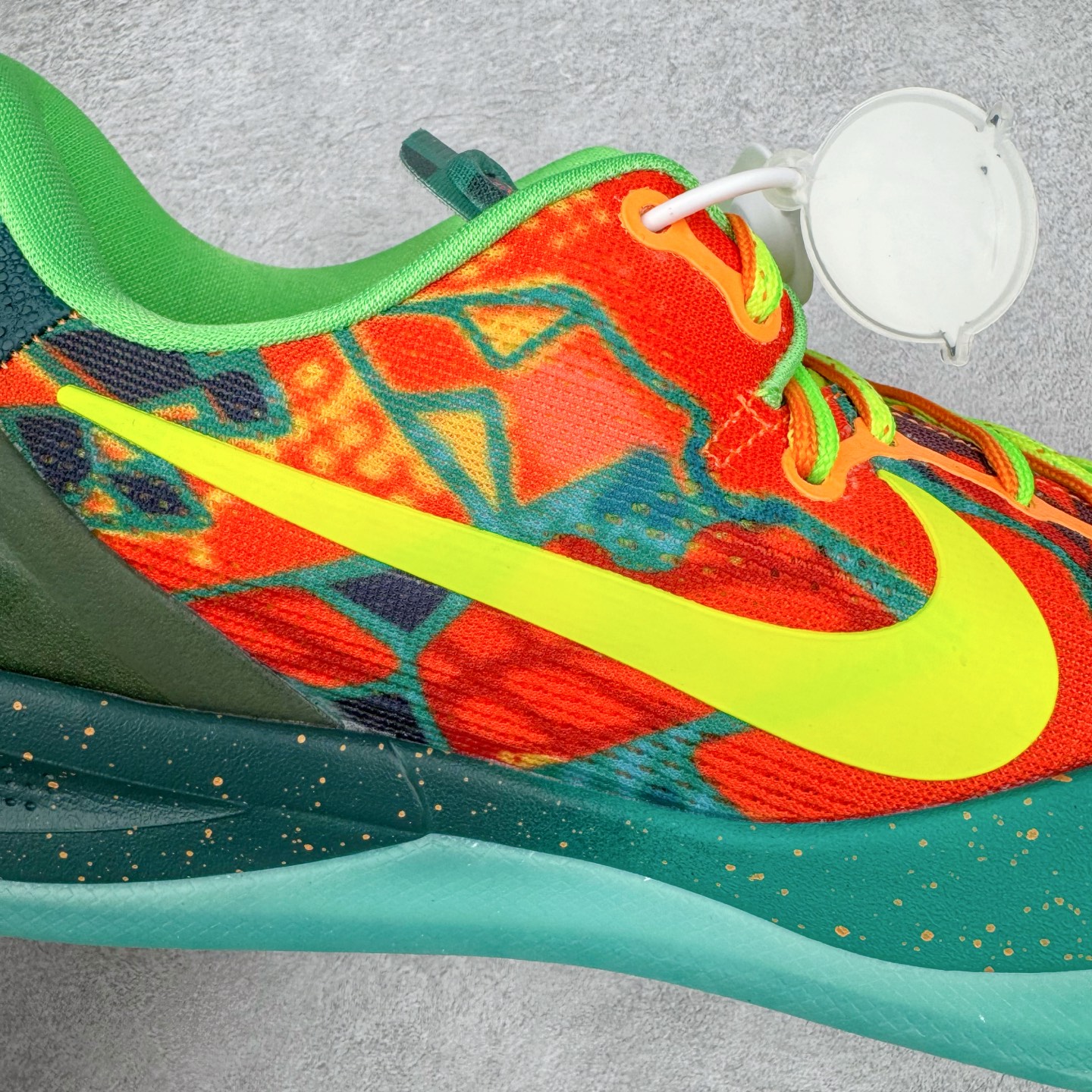 图片[17]-＃灭世海外版 NK Zoom Kobe Ⅷ System 科比8代复刻实战运动低帮文化篮球鞋 鸳鸯配色 HM9621-900 纯原海外版气垫品质吊打各路纯原 气压➕耐久双重保障 前掌ZOOM TURBO➕后掌马蹄Zoom 后掌澎湃脚感无出其右 全套冲刀改版 鞋型还原度95% 宽脚选手必入货品 鞋头2.5mm上翘空间 不挤脚 完美释放脚趾活动空间 正码正拍 脚型适配性 市场最强没有之一 鞋面工艺全新升级 100%对标正品 原厂聚氨酯蛇鳞 珠光密度同步正品 Swoosh喷漆工艺 还原度接近100% 全新后跟TPU模具 正确S型弧度 区分市场纯原（市场纯原采用公版模具 后跟TPU几乎无弧度）国产天花板橡胶配方 抓地力爆炸 海外口碑炸裂 鞋舌LOGO正确内嵌压印 原厂碳板 正确原盒 厚积薄发 王者归来 拒绝杀猪 拒绝套路 灭世纯原海外版科比系列 致力打造实战第一标杆 尺码：39-47.5 全新模具 正码正拍-选品中心