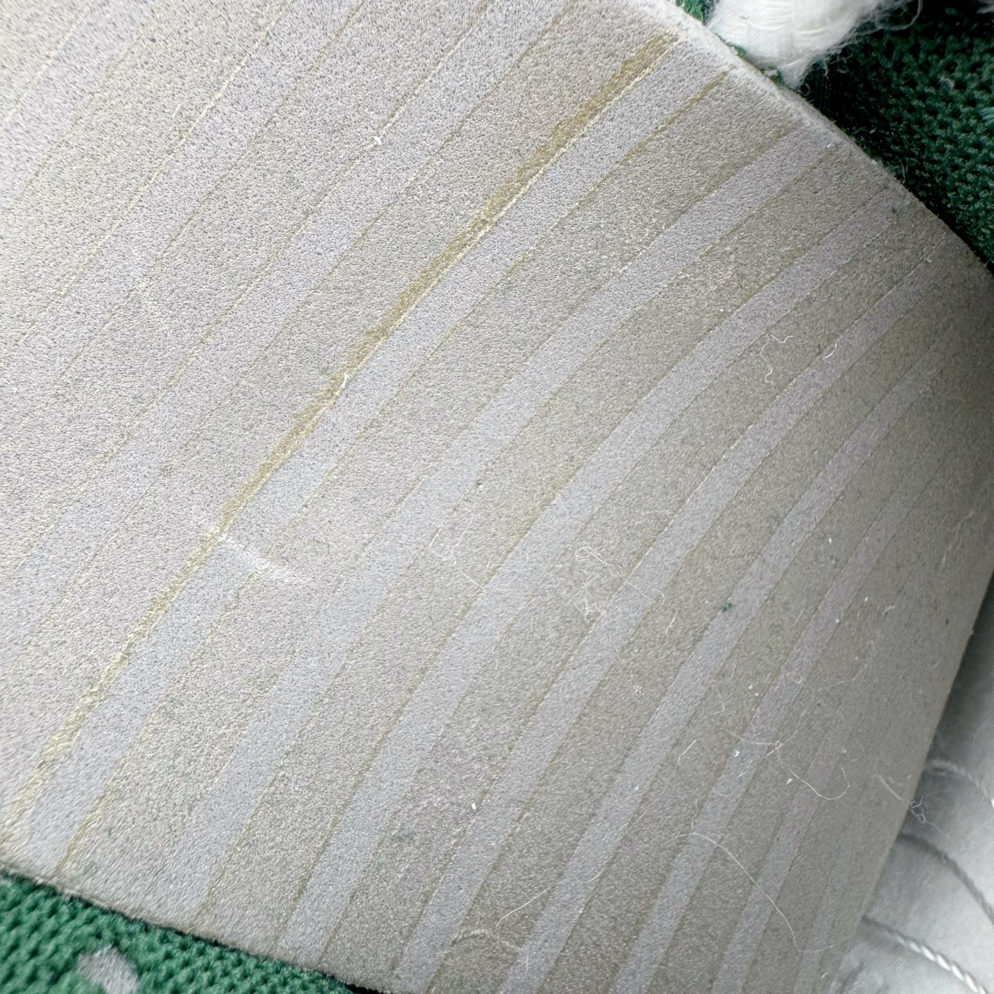 图片[11]-＃YC纯原 NK Dunk Low 灵蛇之瑞 DD1391-101 此款鞋身应用冰川蓝与月魄白交织成迷幻水波纹，采用3D打印工艺营造立体效果Swoosh，犹如灵蛇游弋的液态轨迹。后跟「Snake」主题宣言随蛇蜕鳞片逐层显现。灵蜕时刻，银鳞共振，随步态吐纳光影波澜，让每一道曲线都有灵蛇蜕变的张力。定制系列天花板 无原鞋不开发 全系列得物原鞋一比一校对开发 配色持续更新中 终端对接 优势输出 全套原厂楦头原纸板数据档案倾力打造 原汁原味莞产 极致还原 圈内最强针车工艺 高端零售指定版 广东原厂配套原盒原标 鞋盒分三个尺码段 原厂冲刀 超高清洁度 全鞋零毛边皮料切割 采用原厂百宏鞋带以及原厂百宏织唛舌标 内标可供原厂几率过验 进口原装条纹中底布 四线拉帮白色点胶 原厂拉帮手法遵循公司 原厂电绣 极致还原 尺码：36 36.5 37.5 38 38.5 39 40 40.5 41 42 42.5 43 44 44.5 45 46-选品中心