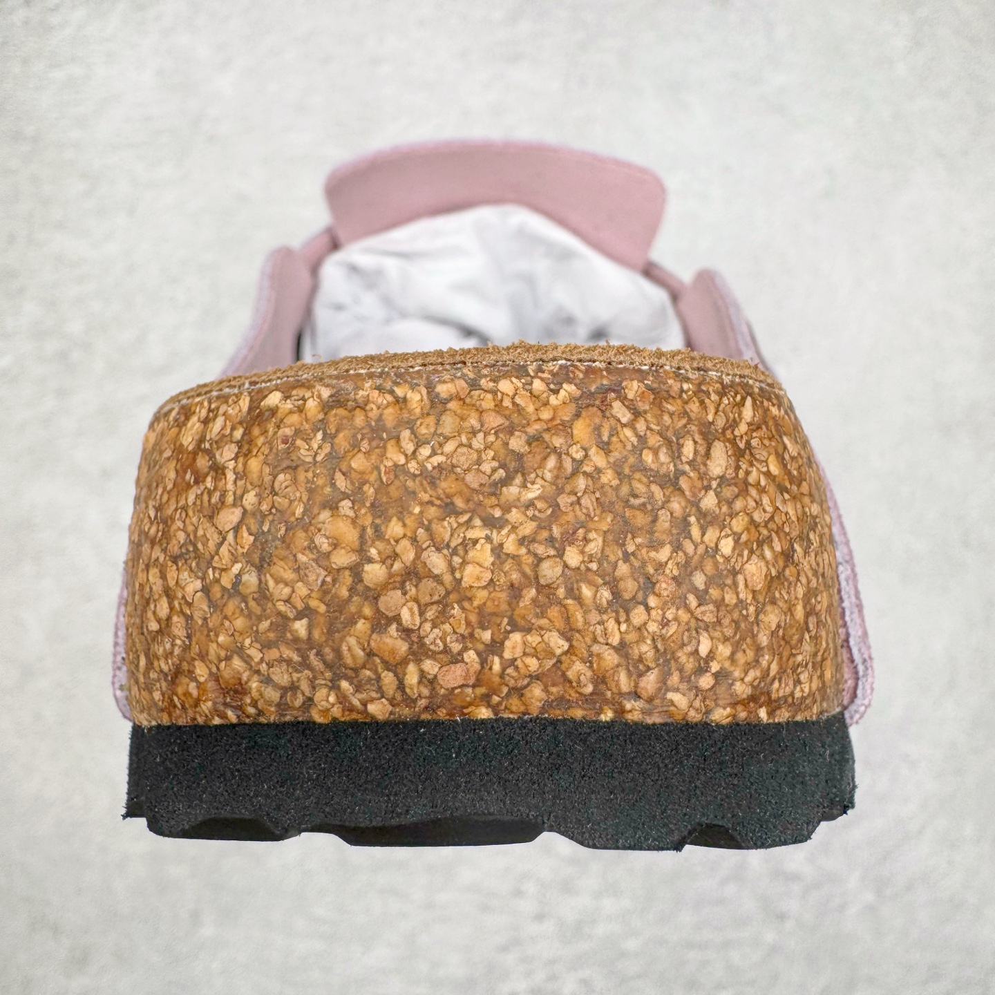 图片[8]-＃DC Birkenstock Boston VL 勃肯软木底包头拖鞋 天鹅绒般的绒面革赋子休闲的经典外观 四季皆宜 柔软的鞋床采用额外的泡沫缓冲层 提供额外的舒适感和全天支撑 全网独家首发 源于德国的严谨工艺 牛巴戎面 中层松木 EVA 三层组合大底 优质牛皮面料五金扣 出口订单 尺码：35-44-选品中心