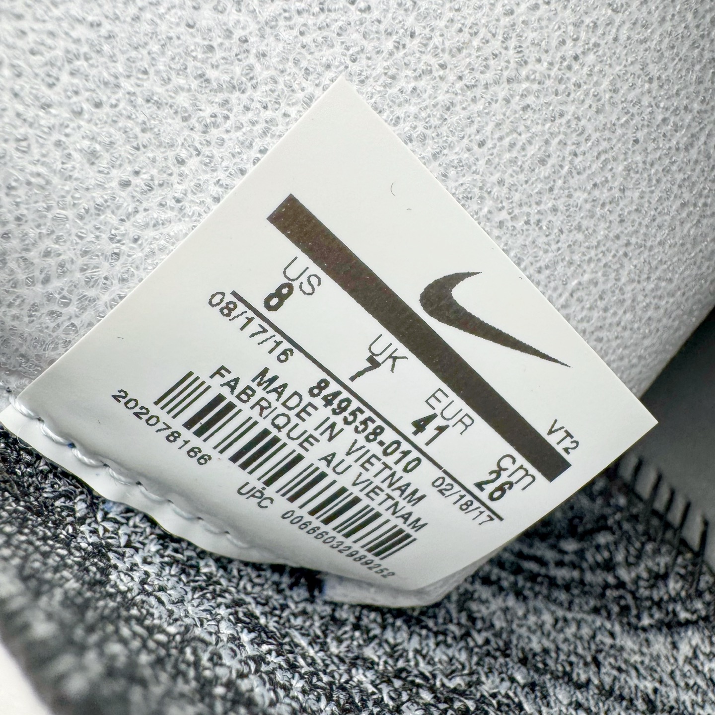 图片[15]-＃纯原 NK Air VaporMax Flyknit 2018大气垫百搭慢跑鞋 849558-010 德产斯托尔针织横机生产原档案针织鞋面 侧面\\\”鱼骨线\\\”清晰立体 原底气垫 细节诠释一切质疑 原产标加持 换盒过验 实拍调校N版已经零色差零失真 百分百还原实物色彩所见即所得 不存在货不对板色差等低级问题 选购参考实物拍摄 不混卖不参货 只用心做好货严格选品 承诺混一赔十 尺码：36 36.5 37.5 38 38.5 39 40 40.5 41 42 42.5 43 44 44.5 45-选品中心