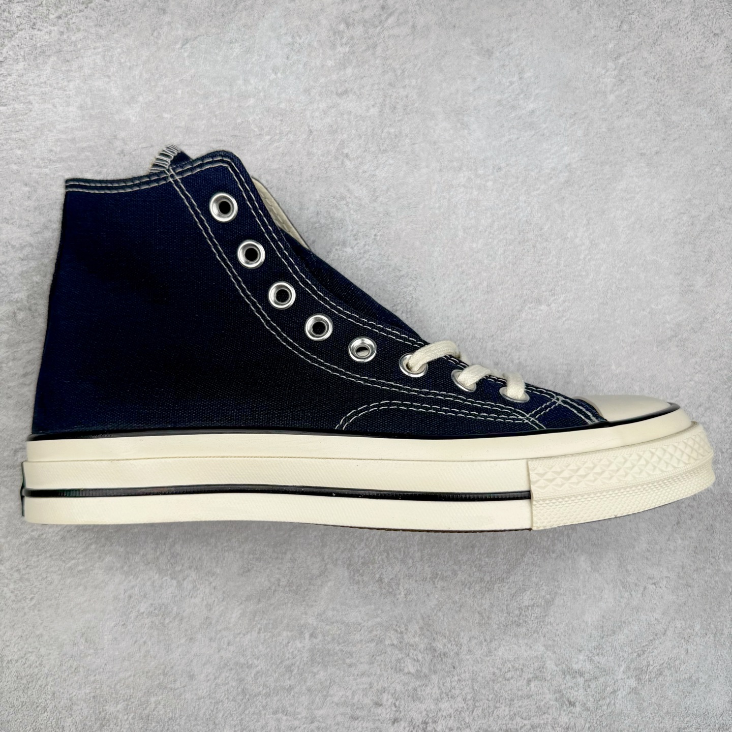 图片[7]-＃盲盒福利 Converse Chuck All Star 1970S 帆布鞋 白菜价亏本清仓套现转新款 机不可失 好好把握 随机一双 只选尺码 商品款式均为上架顶级款式 单品零售价格2×× 保证稳赚不赔 无通货 无烂货 会有轻微瑕疵的情况 友情提醒 买到是亏还是赚 每个人定义不同福袋闷包理论上和赌博心理相同玩的就是惊喜 玩的就是心跳活动商品无严重质量问题不退换‼️尺码：35 36 36.5 37 38 38.5 39 40 40.5 41 42 42.5 43 44 44.5 45-选品中心