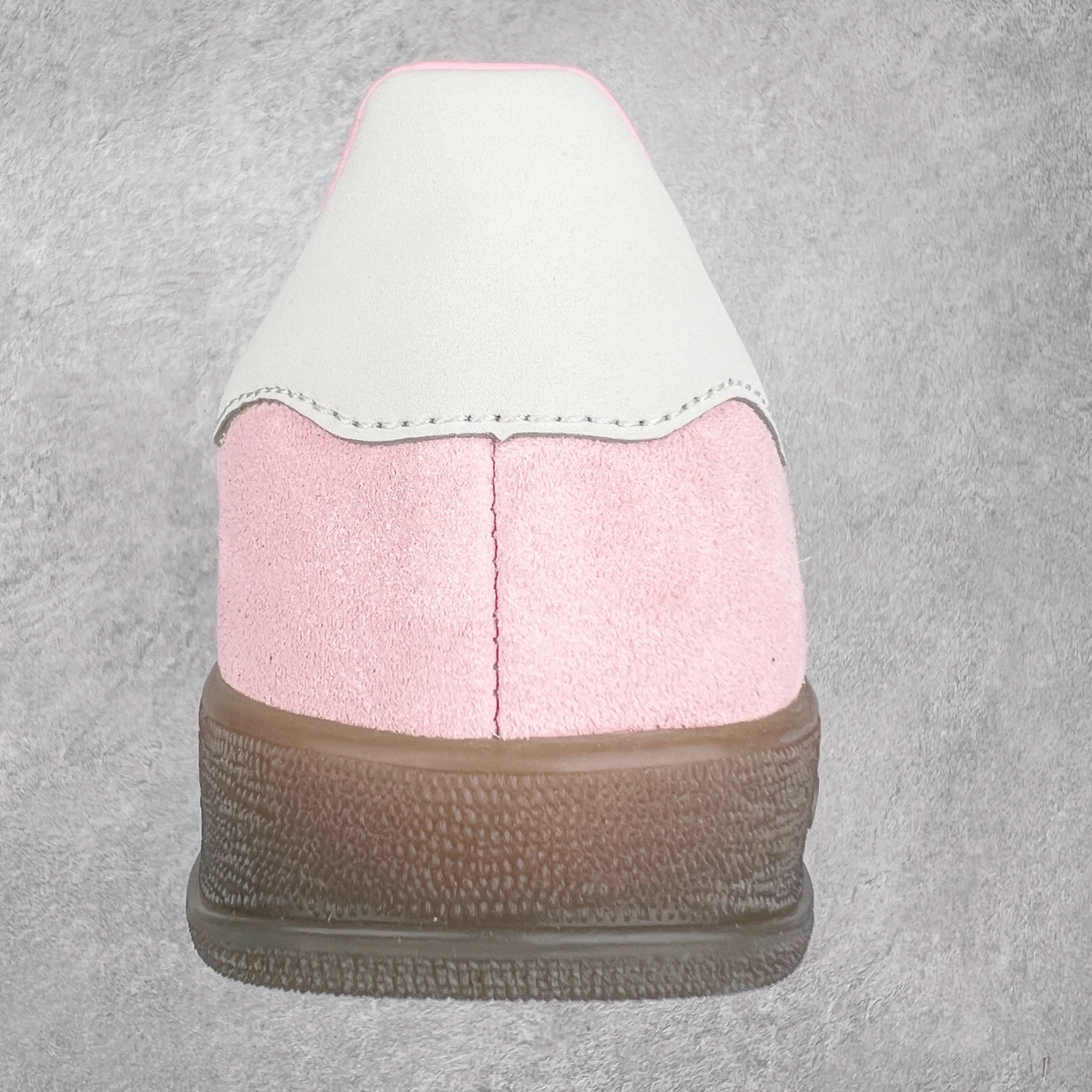 图片[8]-AD Gazelle Indoor Trainers 羚羊内训系列低帮复古百搭休闲运动德训风板鞋 JI2716 90年代经典的复刻版！自60年代以足球训练鞋面世以来,Gazelle就以其经典设计席卷全球。1991年版本的复刻,再造经典Gazelle。采用皮革打造,搭配浊色细节,让这款经典更加简约。尺码：36 36⅔ 37⅓ 38 38⅔ 39⅓ 40 40⅔ 41⅓ 42 42⅔ 43⅓ 44⅓ 44⅔ 45-选品中心