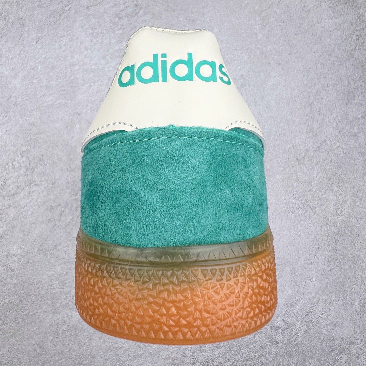 图片[8]-AD Originals Handball SPZL 手球运动员系列百搭休闲运动板鞋 IH2148 这款来自阿迪达斯的这款HANDBALL SPZL前身是一双手球运动鞋，这一次拿来复刻，所以鞋面的主要色彩选用了黑色， 鞋面外侧除了Spezial字母之外还有三叶草标志。Handball SPZL作为复古手球训练鞋与作为室内足球鞋的Samba有着异曲同工之处，但是质感更为出众的鞋身以及丰富的配色选择比起Samba来讲可以说是更胜一筹了！尺码：36 36⅔ 37⅓ 38 38⅔ 39⅓ 40 40⅔ 41⅓ 42 42⅔ 43⅓ 44 45-选品中心