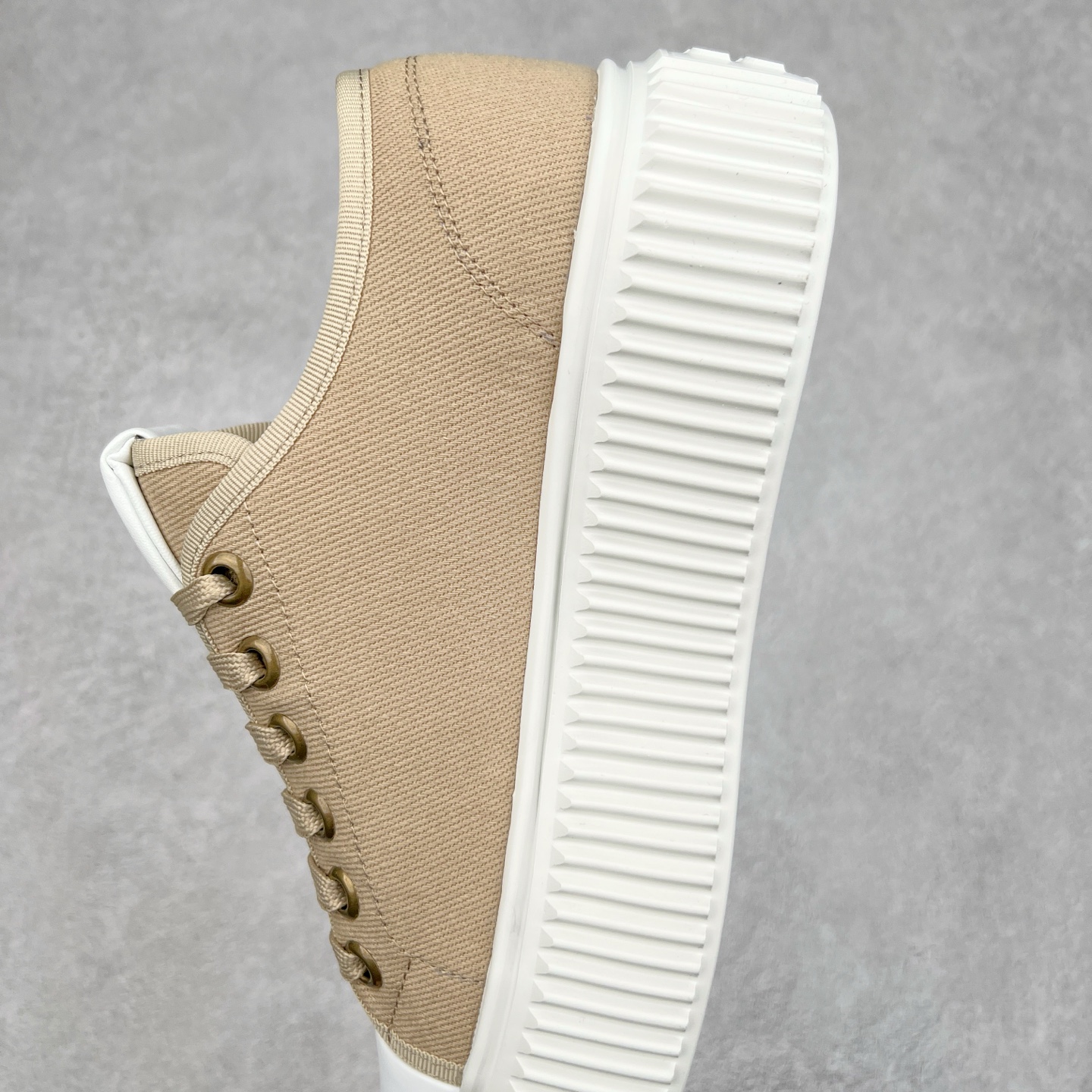 图片[7]-MIU MIU缪缪 牛仔布 低帮 舒适系带 低帮 时尚板鞋 女款 尺码：35 36 37 38 39-选品中心