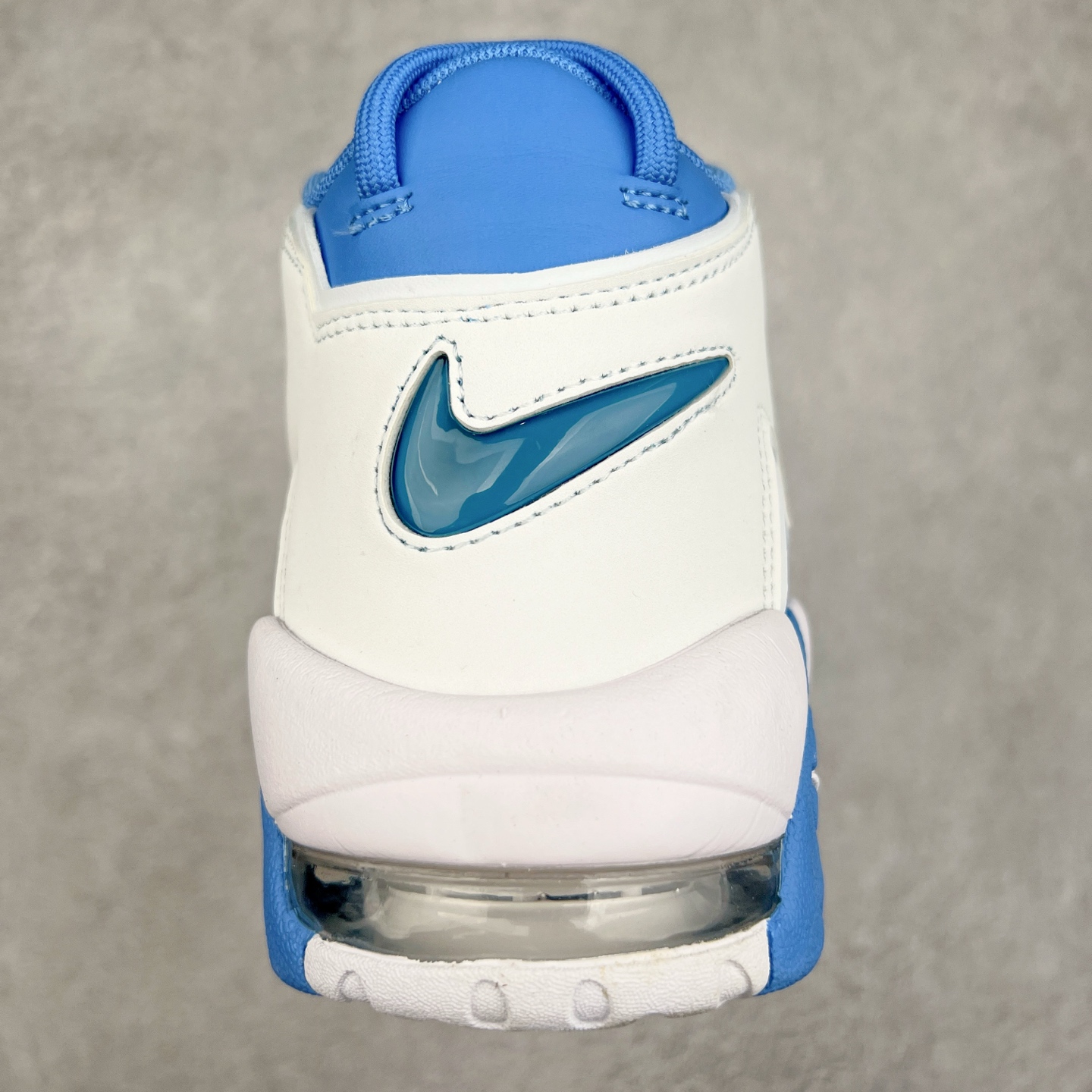 图片[8]-＃CK纯原 NK Air More Uptempo ’96 OG 皮蓬大AIR复古篮球鞋 921948-401 以流行于街头的涂鸦文化为设计灵感 整体的设计风格夸张而充满魅力 厚实而充满质感的皮质鞋面两侧印刻了一对巨大的字母“AIR”独特炫酷的外观惊艳无比 尺码：36 36.5 37.5 38 38.5 39 40 40.5 41 42 42.5 43 44 44.5 45 46-选品中心