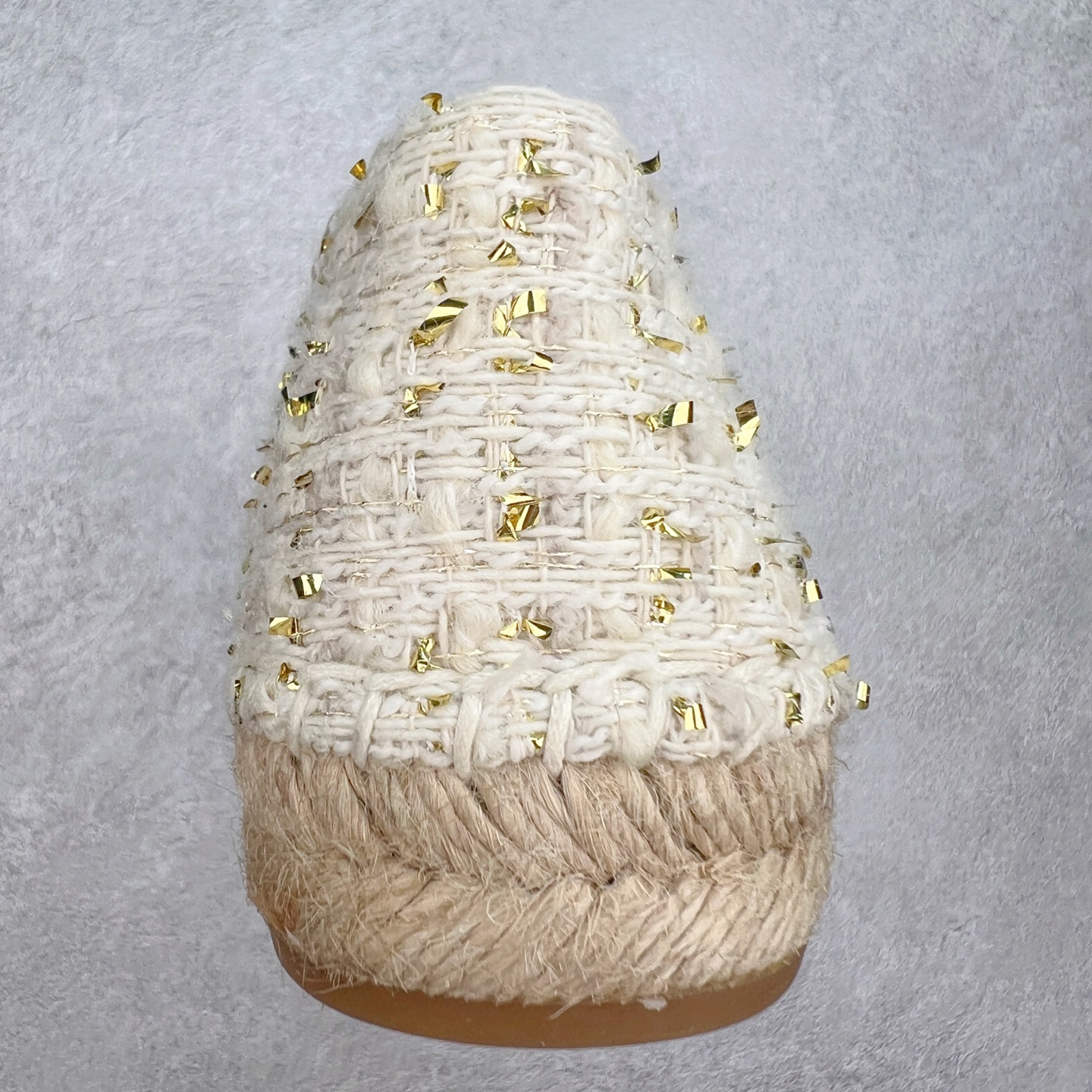 图片[8]-＃纯原 CHANEL 香奈儿经典款 小香渔夫鞋 万年长青款 各路网红单品 春夏百搭款 牛仔裤 短裤轻松驾驭 原版一比一开模 99%还原正品100针麻绳上线，双双纯手工品质保证 原单进口羊皮 内里垫脚均为柔软绵羊皮 天然麻绳配透明橡胶大底 专柜统一包装。 脚背高/或者宽 建议选大一码 尺码：35 36 37 38 39 40-选品中心