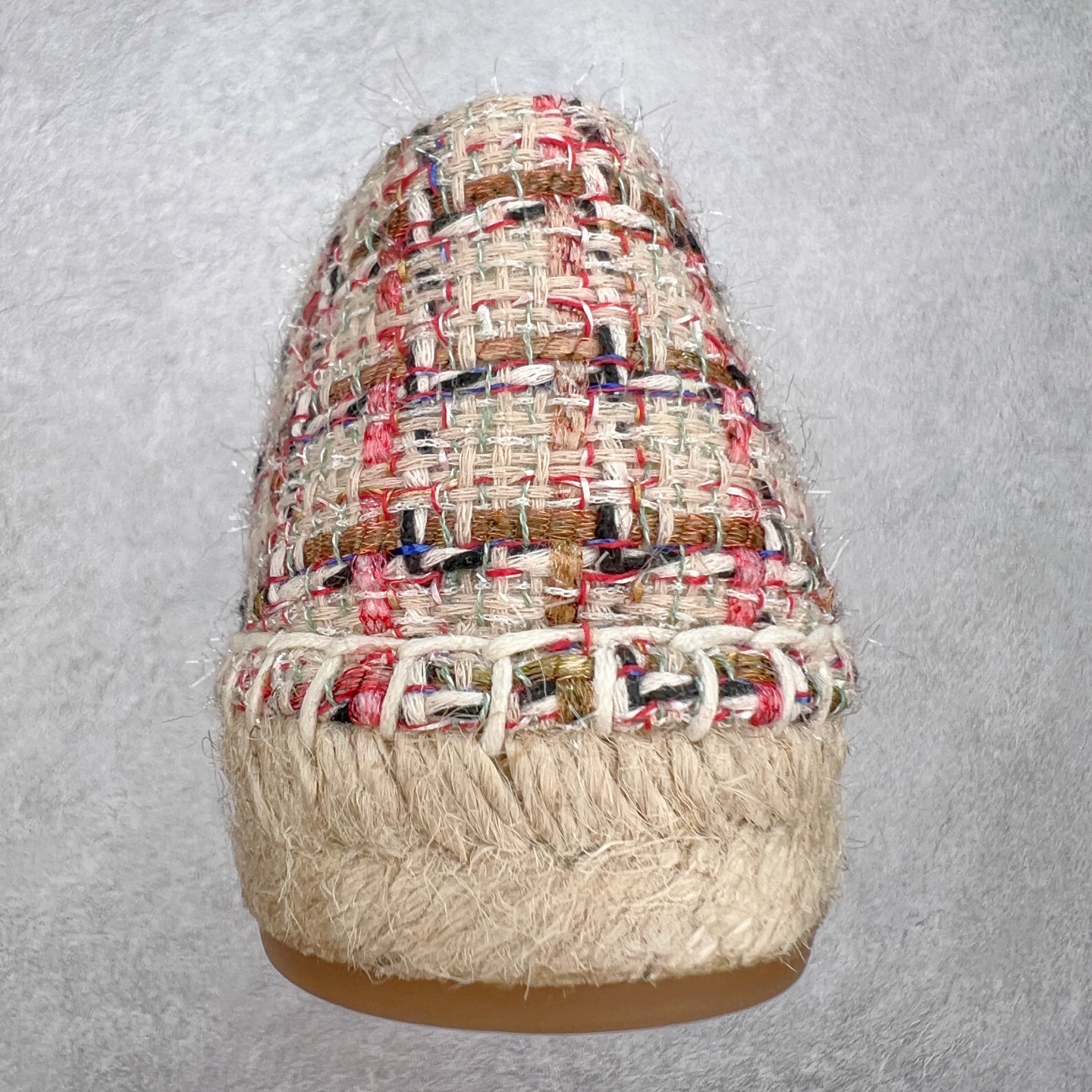 图片[8]-＃纯原 CHANEL 香奈儿经典款 小香渔夫鞋 万年长青款 各路网红单品 春夏百搭款 牛仔裤 短裤轻松驾驭 原版一比一开模 99%还原正品100针麻绳上线，双双纯手工品质保证 原单进口羊皮 内里垫脚均为柔软绵羊皮 天然麻绳配透明橡胶大底 专柜统一包装。 脚背高/或者宽 建议选大一码 尺码：35 36 37 38 39 40-选品中心