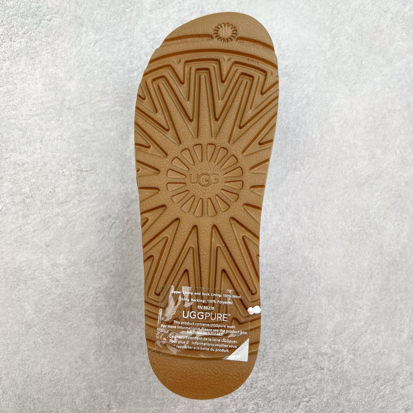 图片[9]-＃SP原厂 UGG 金星 绒面革轻盈低帮生活休闲鞋一字拖鞋 全鞋采用ZP同厂 隆丰A级澳洲进口羊皮毛一体 品牌代工厂生产线 完全遵循ZP工艺流程 代工厂原厂版师 秉承无原鞋不开发选择 注重每一处细节 市面最正版型 TREADLITE\\\”轻翼\\\”科技外底 轻便/耐用/柔韧/桩型【售后郑重承诺】一个月内若出现重大脱胶/断底等质量问题 直接为您换新！尺码：35 36 37 38 39 40 41-选品中心