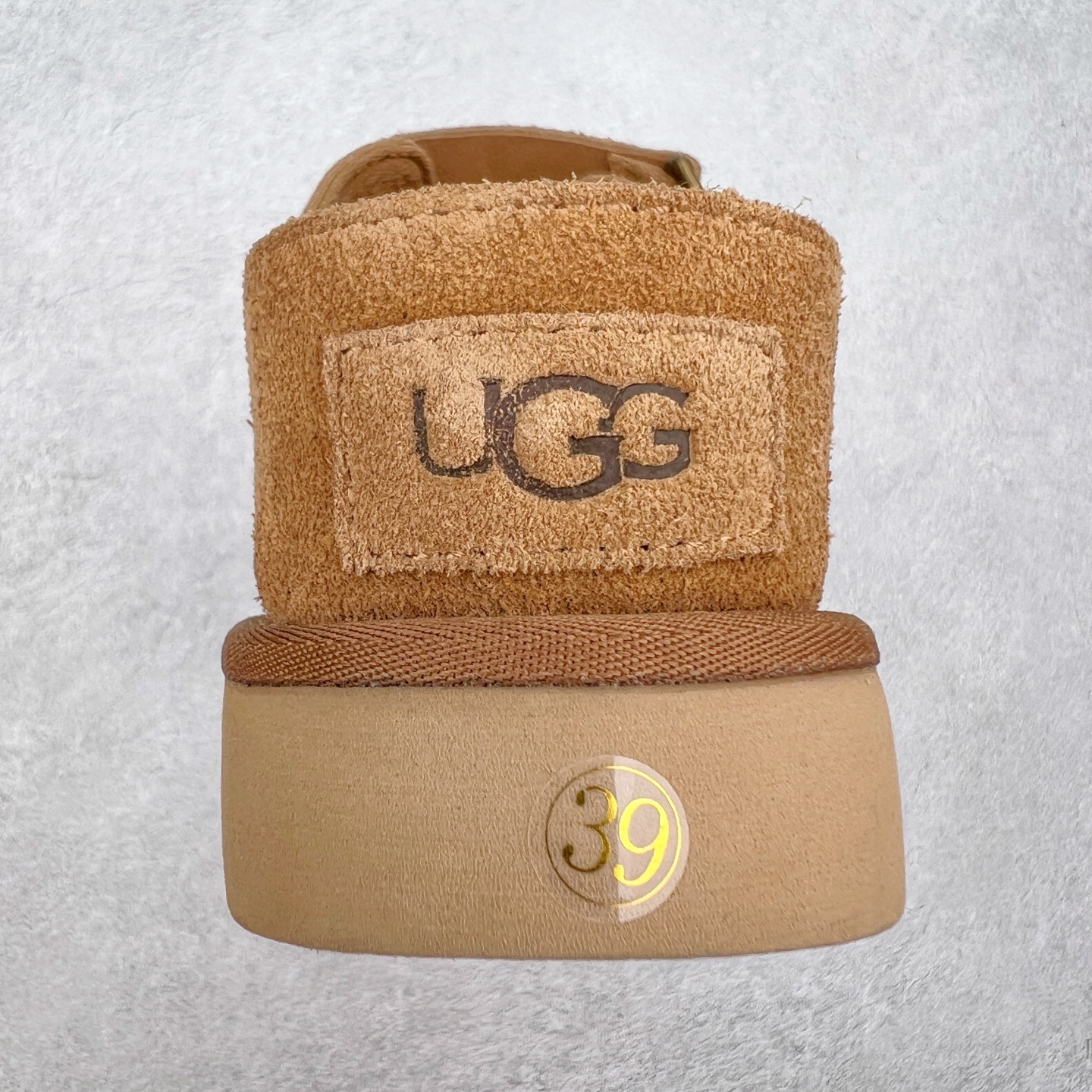 图片[8]-＃SP原厂 UGG 金星 绒面革轻盈低帮生活休闲鞋一字拖鞋 全鞋采用ZP同厂 隆丰A级澳洲进口羊皮毛一体 品牌代工厂生产线 完全遵循ZP工艺流程 代工厂原厂版师 秉承无原鞋不开发选择 注重每一处细节 市面最正版型 TREADLITE\\\”轻翼\\\”科技外底 轻便/耐用/柔韧/桩型【售后郑重承诺】一个月内若出现重大脱胶/断底等质量问题 直接为您换新！尺码：35 36 37 38 39 40 41-选品中心