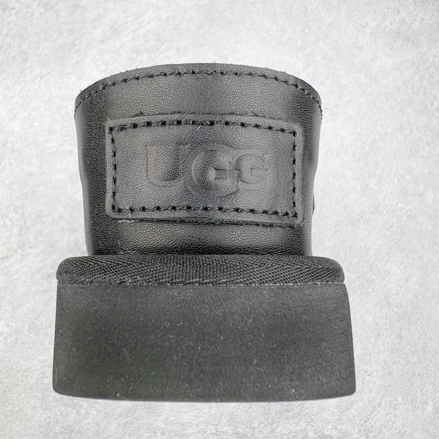 图片[8]-＃SP原厂 UGG 金星 绒面革轻盈低帮生活休闲鞋一字拖鞋 全鞋采用ZP同厂 隆丰A级澳洲进口羊皮毛一体 品牌代工厂生产线 完全遵循ZP工艺流程 代工厂原厂版师 秉承无原鞋不开发选择 注重每一处细节 市面最正版型 TREADLITE\\\”轻翼\\\”科技外底 轻便/耐用/柔韧/桩型【售后郑重承诺】一个月内若出现重大脱胶/断底等质量问题 直接为您换新！尺码：35 36 37 38 39 40 41-选品中心