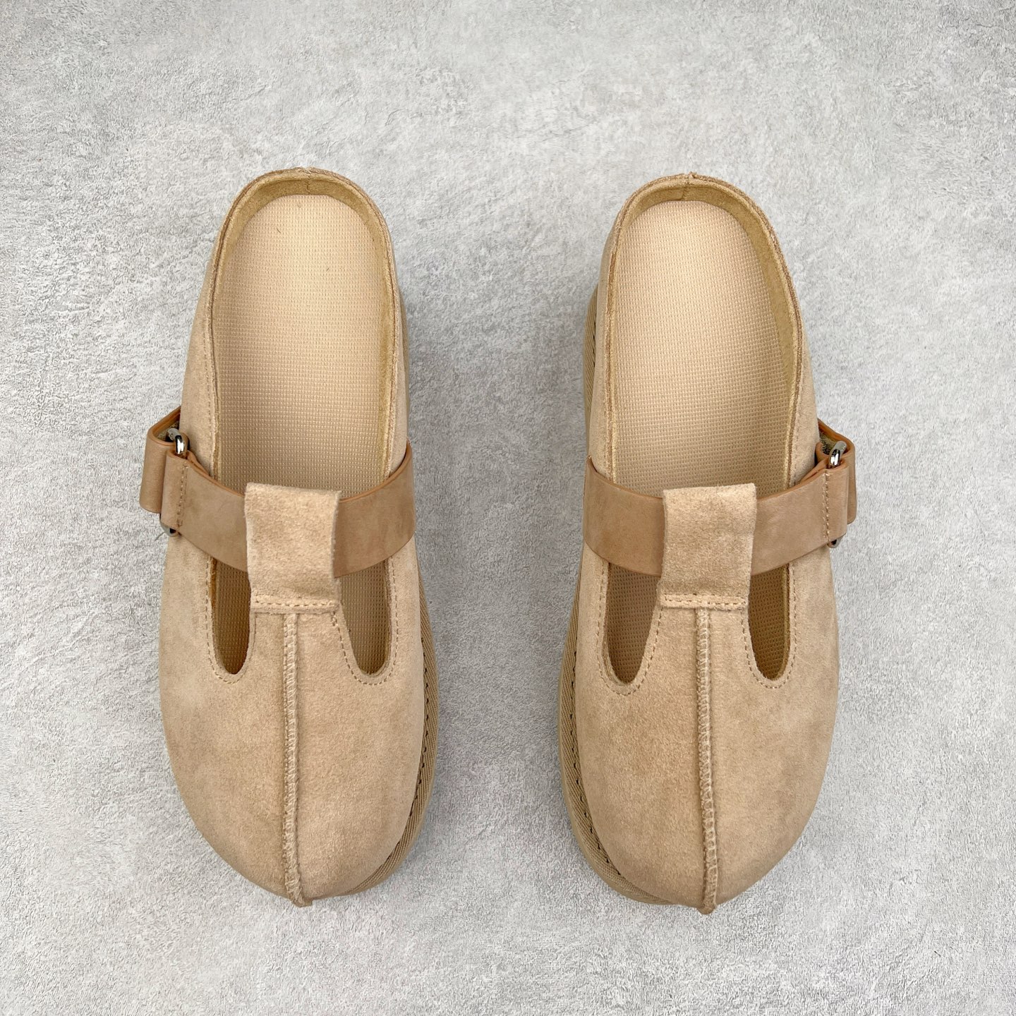 图片[2]-＃SP原厂 UGG 金星 绒面革轻盈低帮生活休闲鞋凉鞋 全鞋采用ZP同厂 隆丰A级澳洲进口羊皮毛一体 品牌代工厂生产线 完全遵循ZP工艺流程 代工厂原厂版师 秉承无原鞋不开发选择 注重每一处细节 市面最正版型 TREADLITE\\\”轻翼\\\”科技外底 轻便/耐用/柔韧/桩型【售后郑重承诺】一个月内若出现重大脱胶/断底等质量问题 直接为您换新！尺码：35 36 37 38 39 40 41-选品中心