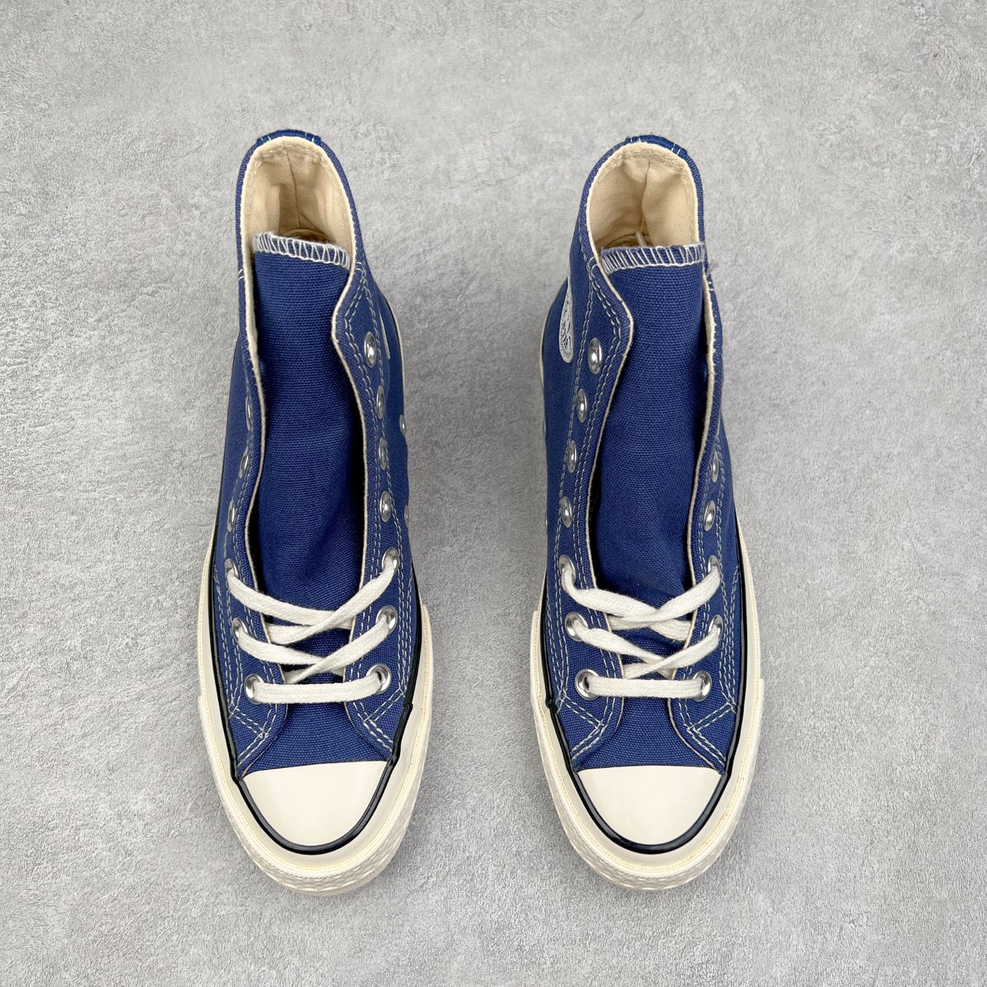 图片[2]-＃两双盲盒福利 Converse Chuck All Star 1970S 帆布鞋 白菜价亏本清仓套现转新款 机不可失 好好把握 随机两双 只选尺码 商品款式均为上架顶级款式 单品零售价格2×× 保证稳赚不赔 无通货 无烂货 会有轻微瑕疵的情况 友情提醒 买到是亏还是赚 每个人定义不同福袋闷包理论上和赌博心理相同玩的就是惊喜 玩的就是心跳活动商品无严重质量问题不退换‼️尺码：35 36 36.5 37 38 38.5 39 40 40.5 41 42 42.5 43 44 44.5 45-选品中心