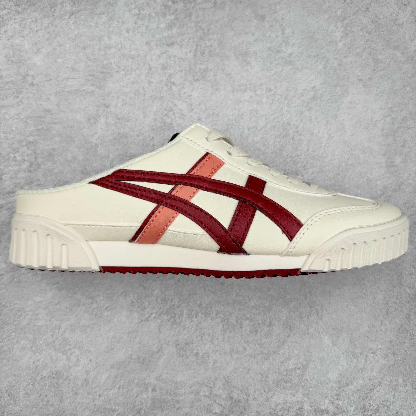 Onitsuka Tiger Machuation Sabot 鬼冢虎合成革半拖舒适减震防滑低帮生活休闲板鞋 尺码:36 37 37.5 38 39 39.5 40 40.5 41.5 42 42.5 43.5 44 45-选品中心