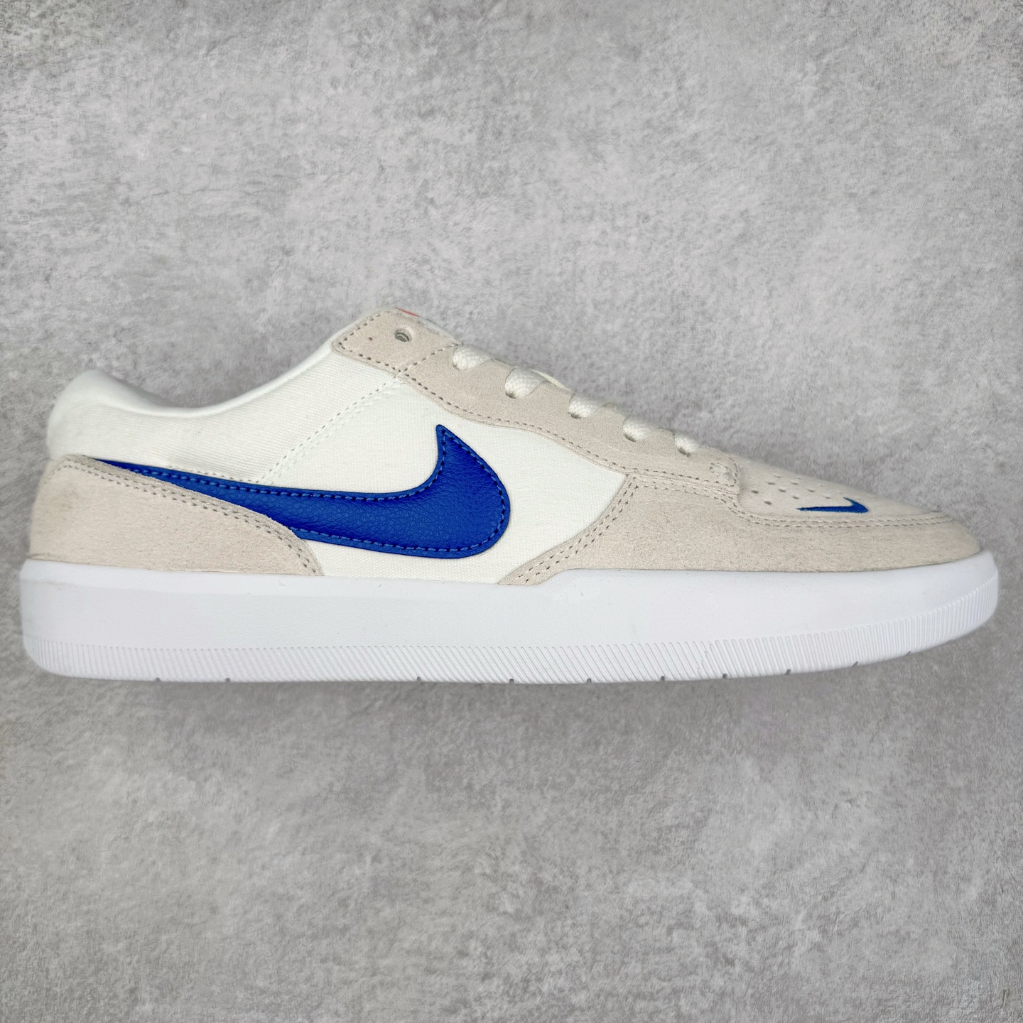 NK SB Force 58 空军58系列低帮休闲运动滑板板鞋 CZ2959-007 鞋面由帆布和麂皮拼接 层次感丰富 搭配硫化外底 耐磨耐穿 鞋舌及中底后跟处饰有SB Logo 表明鞋款身份 采用包边设计 经久耐穿 硫化结构则有效提升灵活性 穿上这款全新推出的创意力作 助你耀动街头 尺码:36 36.5 37.5 38 38.5 39 40 40.5 41 42 42.5 43 44 45-选品中心