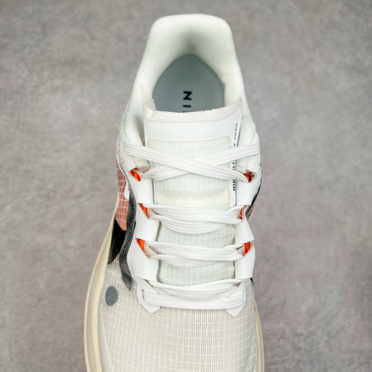 图片[5]-NK Zoom X ULTRAFLY TRAIL Next Nature 越野跑步鞋 登月兼顾迅疾外观和稳固脚感 后跟覆面和中足动态支撑巧妙融合 缔造稳定顺畅的迈步体验 尺码：36 36.5 37.5 38 38.5 39 40 40.5 41 42 42.5 43 44 44.5 45-选品中心