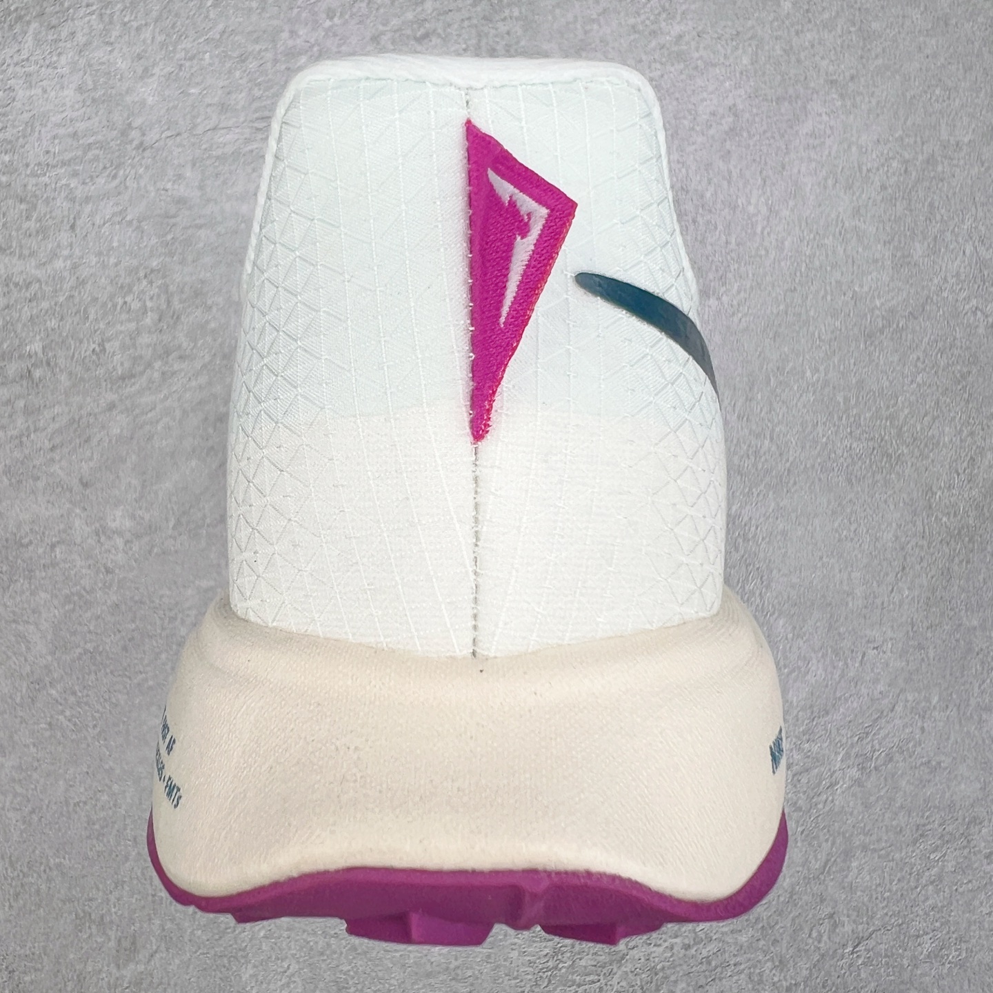 图片[8]-NK Zoom X ULTRAFLY TRAIL Next Nature 越野跑步鞋 登月兼顾迅疾外观和稳固脚感 后跟覆面和中足动态支撑巧妙融合 缔造稳定顺畅的迈步体验 尺码：36 36.5 37.5 38 38.5 39 40 40.5 41 42 42.5 43 44 44.5 45-选品中心