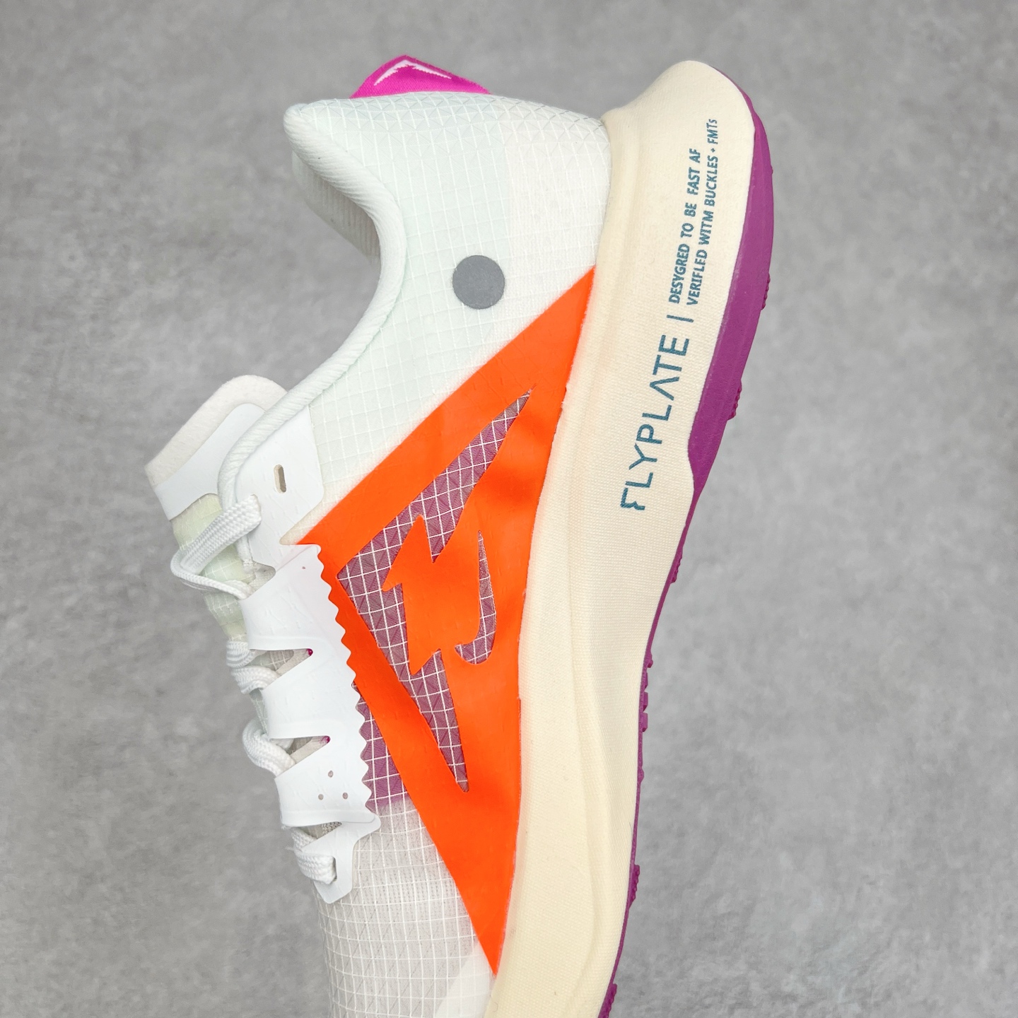 图片[7]-NK Zoom X ULTRAFLY TRAIL Next Nature 越野跑步鞋 登月兼顾迅疾外观和稳固脚感 后跟覆面和中足动态支撑巧妙融合 缔造稳定顺畅的迈步体验 尺码：36 36.5 37.5 38 38.5 39 40 40.5 41 42 42.5 43 44 44.5 45-选品中心