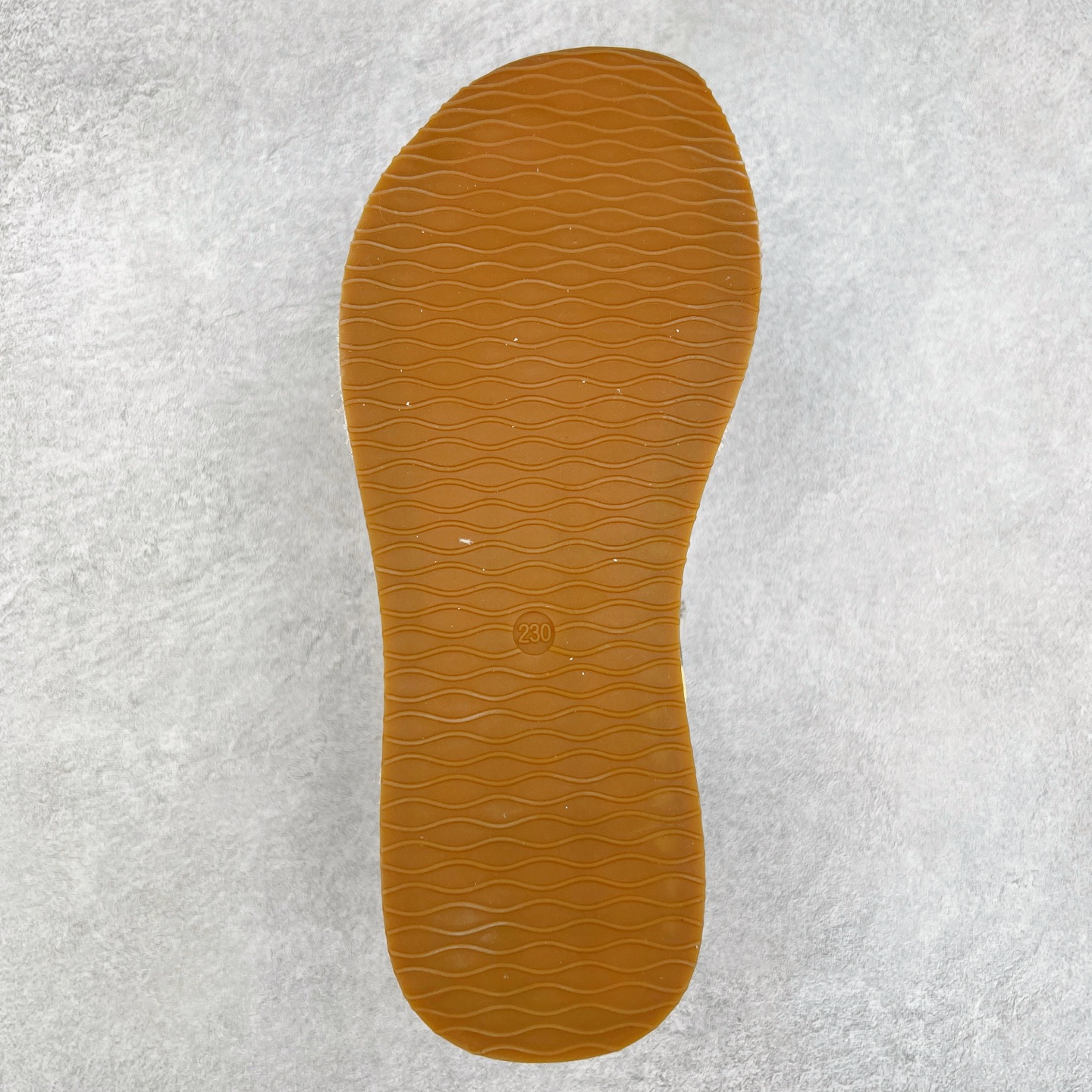 图片[9]-GG-CC德训鞋2.0系列阿甘复古风芭蕾舞鞋薄底百搭休闲运动鞋系列 #广东大厂品质 25ss春季新款 全手工拉帮工艺成型 反绒牛皮革拼接头层皮饰片鞋面材质 鞋身原装高密度防刮尼龙面料,极好柔软效果 双春日踏青舒适度和少女感 GGCC德训鞋界的白月光🌙 长时间走路和站立都不累脚 不管怎么搭配都好看 尺码：35 36 37 38 39 40-选品中心