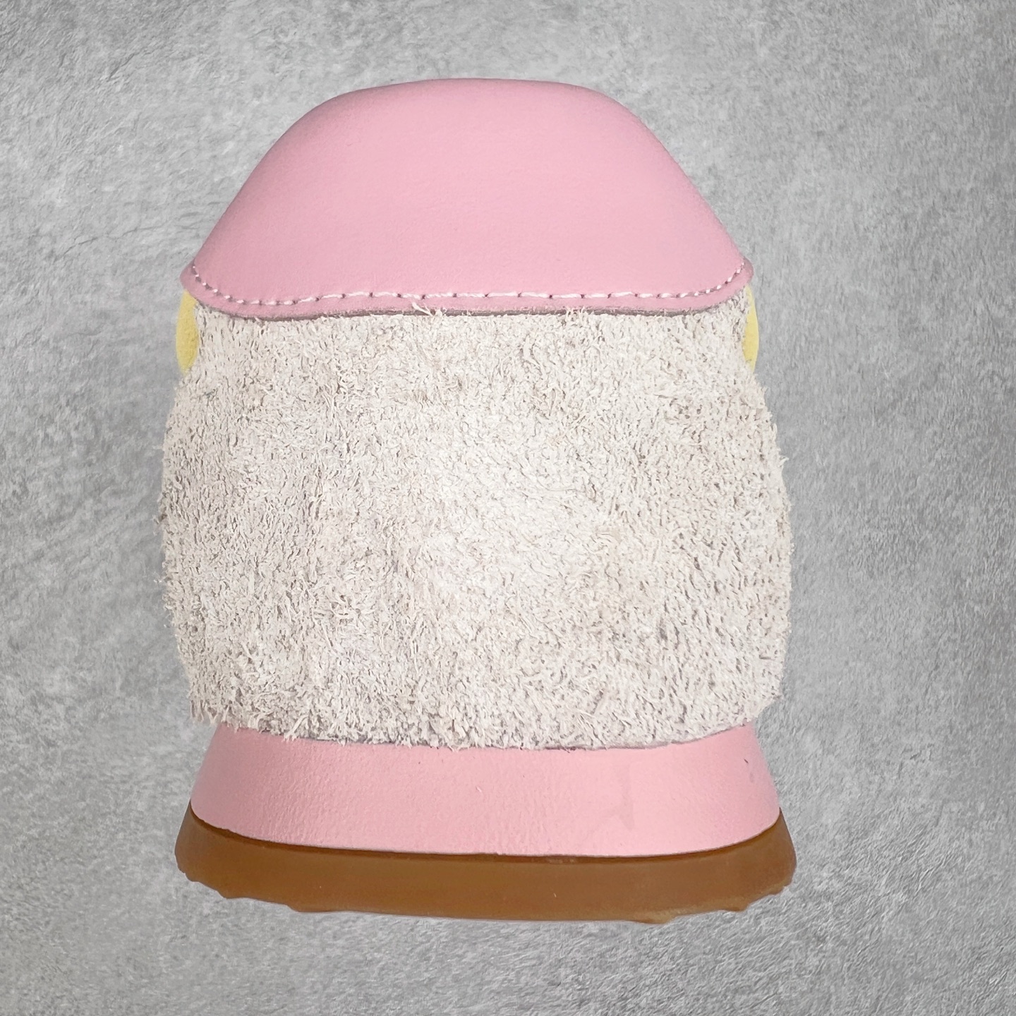 图片[8]-GG-CC德训鞋2.0系列阿甘复古风芭蕾舞鞋薄底百搭休闲运动鞋系列 #广东大厂品质 25ss春季新款 全手工拉帮工艺成型 反绒牛皮革拼接头层皮饰片鞋面材质 鞋身原装高密度防刮尼龙面料,极好柔软效果 双春日踏青舒适度和少女感 GGCC德训鞋界的白月光🌙 长时间走路和站立都不累脚 不管怎么搭配都好看 尺码：35 36 37 38 39 40-选品中心