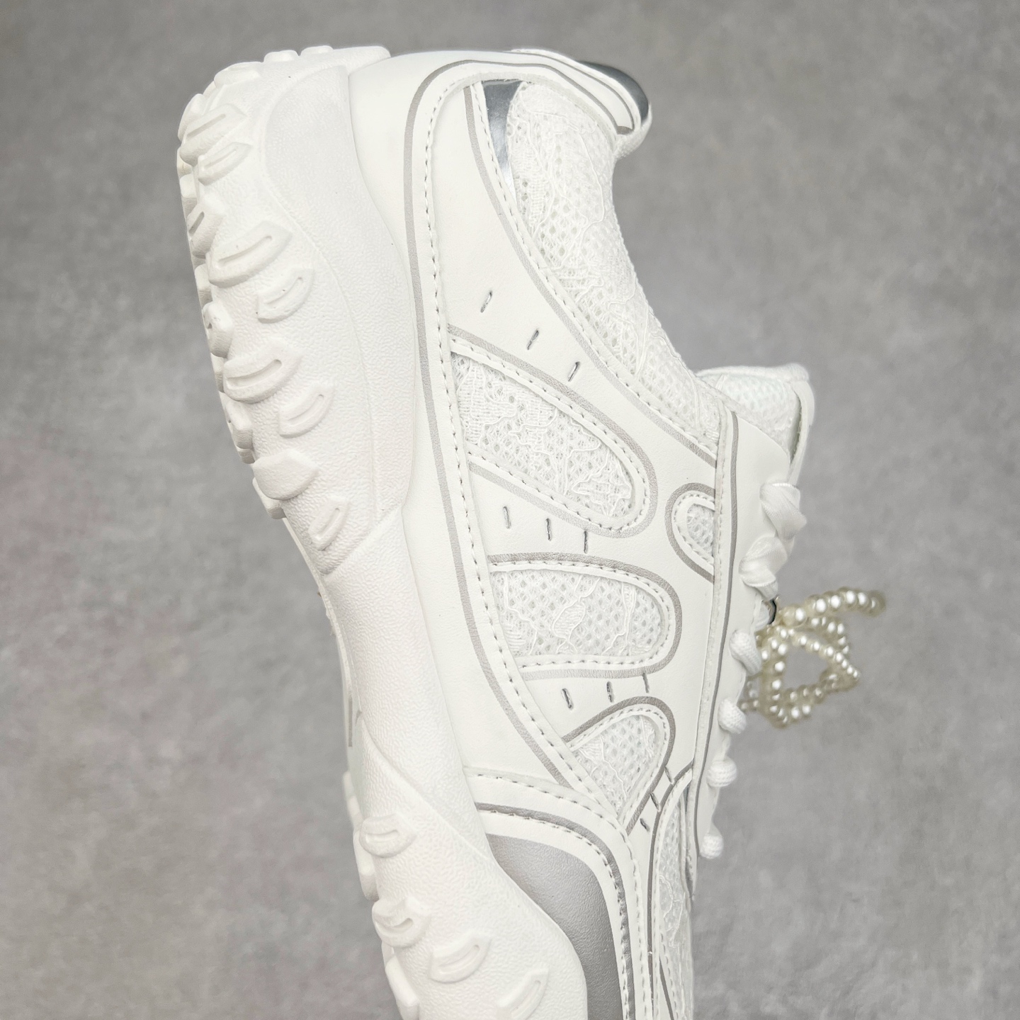 图片[6]-GG-CC Chunky Low休闲时尚运动厚底增高老爹鞋系列 广东大厂出品 完美细节 25ss春季新款厚底增高 大长腿 时髦look轻松定格 不费力展现率性氛围 高档银盒 酷帅机能风不规则设计大底 双鞋带拼色造型设计 轻便舒适百搭 GGcc厚底增高简直就是小个子的快乐! 不管怎么搭都好看~ 尺码：35 36 37 38 39 40-选品中心