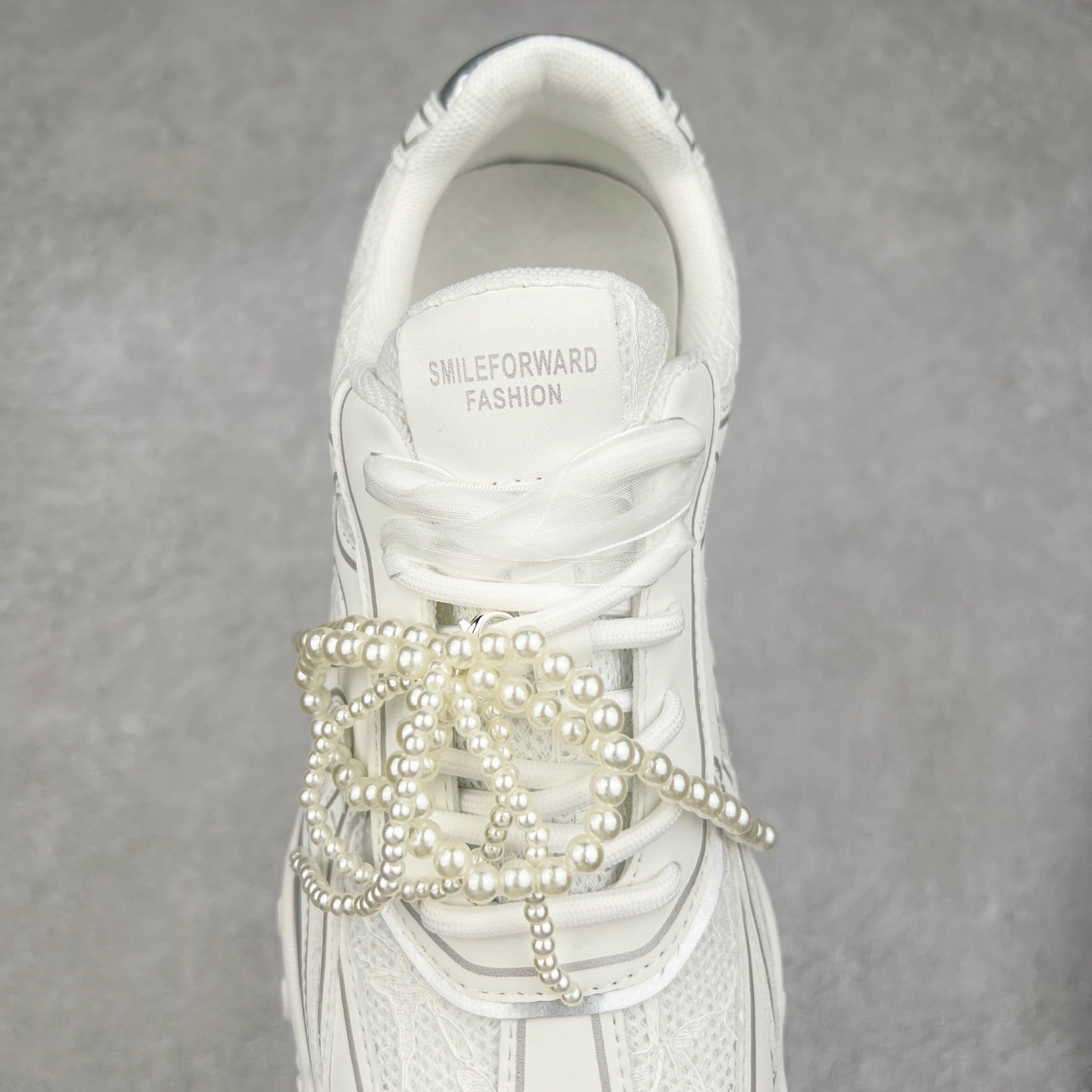 图片[5]-GG-CC Chunky Low休闲时尚运动厚底增高老爹鞋系列 广东大厂出品 完美细节 25ss春季新款厚底增高 大长腿 时髦look轻松定格 不费力展现率性氛围 高档银盒 酷帅机能风不规则设计大底 双鞋带拼色造型设计 轻便舒适百搭 GGcc厚底增高简直就是小个子的快乐! 不管怎么搭都好看~ 尺码：35 36 37 38 39 40-选品中心