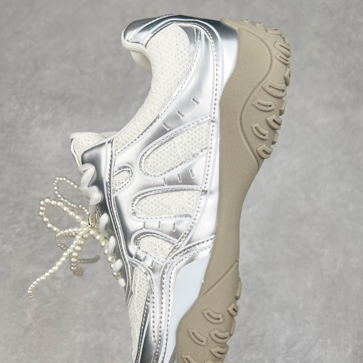 图片[7]-GG-CC Chunky Low休闲时尚运动厚底增高老爹鞋系列 广东大厂出品 完美细节 25ss春季新款厚底增高 大长腿 时髦look轻松定格 不费力展现率性氛围 高档银盒 酷帅机能风不规则设计大底 双鞋带拼色造型设计 轻便舒适百搭 GGcc厚底增高简直就是小个子的快乐! 不管怎么搭都好看~ 尺码：35 36 37 38 39 40-选品中心