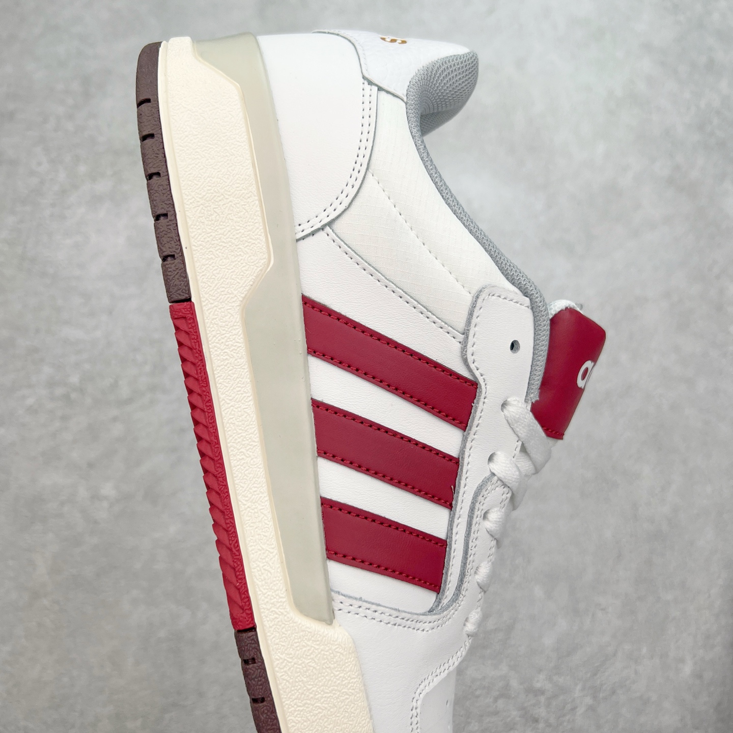 图片[6]-AD Neo Entrap Low 追赶系列轻便休闲运动百搭板鞋 实拍调校N版已经零色差零失真 百分百还原实物色彩所见即所得 不存在货不对板色差等低级问题 选购参考实物拍摄 不混卖不参货 只用心做好货严格选品 承诺混一赔十 尺码：36 36.5 37.5 38 38.5 39 40 40.5 41 42 42.5 43 44 44.5 45-选品中心