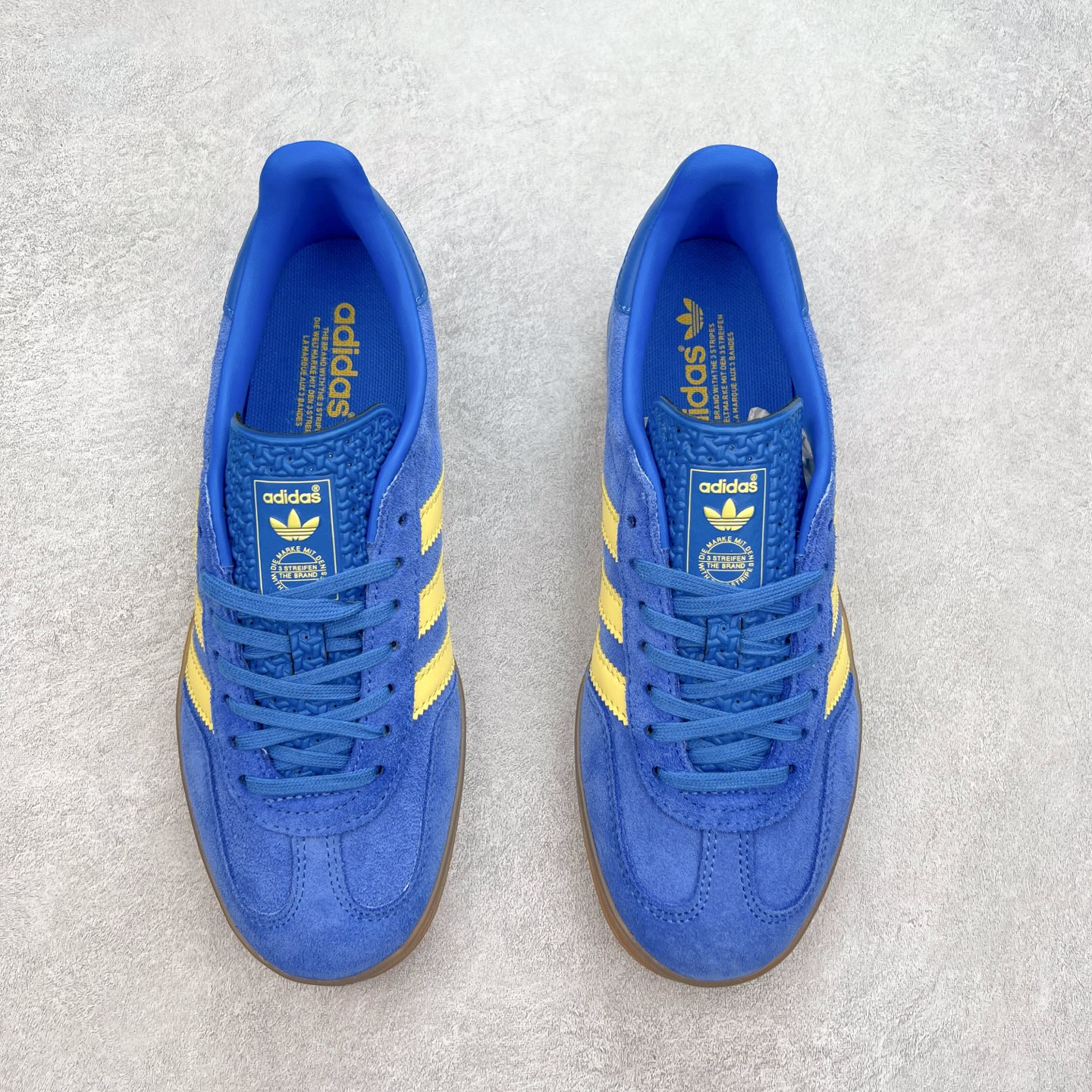 图片[2]-AD Gazelle Indoor Trainers 羚羊内训系列低帮复古百搭休闲运动德训风板鞋 JQ2691 90年代经典的复刻版！自60年代以足球训练鞋面世以来,Gazelle就以其经典设计席卷全球。1991年版本的复刻,再造经典Gazelle。采用皮革打造,搭配浊色细节,让这款经典更加简约。尺码：36 36⅔ 37⅓ 38 38⅔ 39⅓ 40 40⅔ 41⅓ 42 42⅔ 43⅓ 44⅓ 44⅔ 45-选品中心