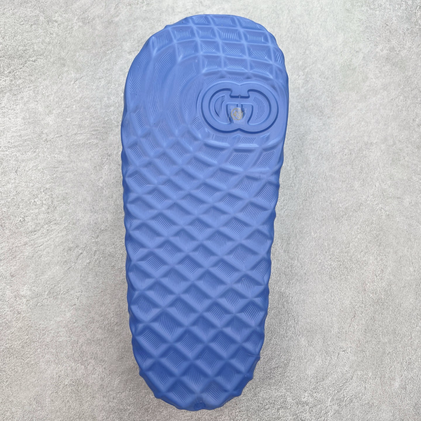 图片[9]-Gucci 古驰 5D压花一体拖鞋 历年经典爆款 正品原版开模 高端复刻 夏季时尚潮流爆款 毫无悬念的网红单品 时装周街拍出镜率超高 潮流必备款 百搭 简单易驾驭 高端全套包装 尺码：39 40 41 42 43 44 45-选品中心