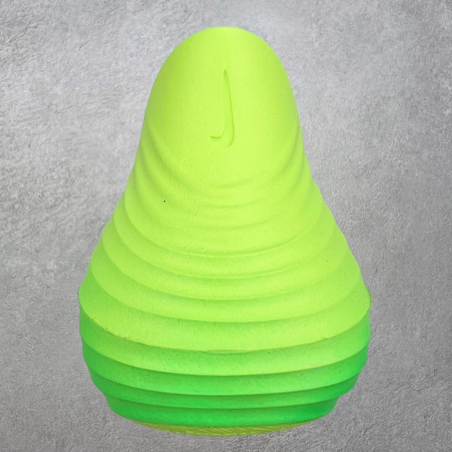 图片[8]-NK ReactX Rejuven8 简约舒适百搭洞洞鞋 从名字就能看出，这款鞋搭载了React X缓震科技，保证了舒适的脚感和轻盈的穿着体验。设计上，这双鞋采用了近几年非常流行的洞洞鞋风格，但特别之处在于加入了波浪纹路细节，让整个鞋型看起来更有立体感，视觉上也增添了几分现代感。尺码：36 36.5 37.5 38 38.5 39 40 40.5 41 42 42.5 43 44 44.5 45-选品中心