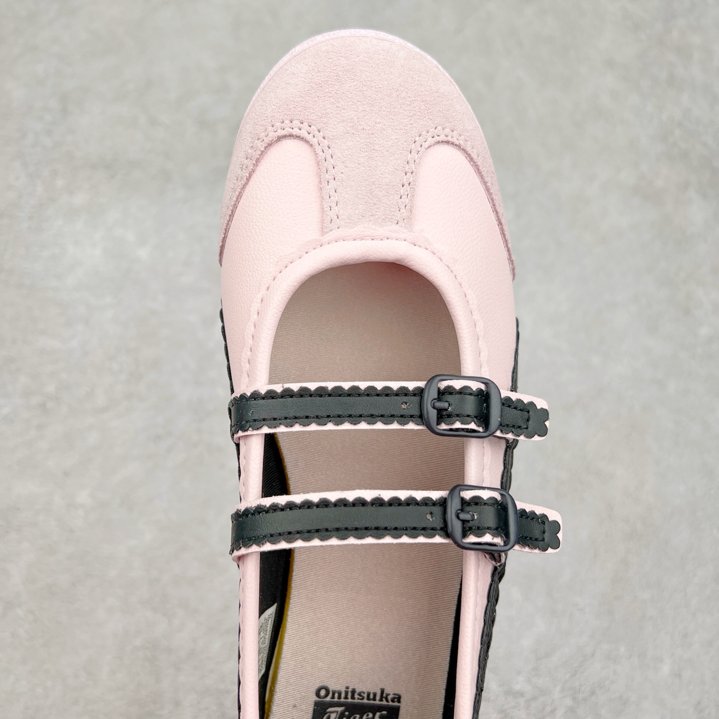 图片[4]-Patou x Onitsuka Tiger 鬼冢虎 MEXICO 66 BALLERINA WHITE/COTTON CANDY 舒适百搭 平跟 玛丽珍鞋 女款 白粉色 实拍调校N版已经零色差零失真 百分百还原实物色彩所见即所得 不存在货不对板色差等低级问题 选购参考实物拍摄 不混卖不参货 只用心做好货严格选品 承诺混一赔十 尺码：36 36.5 37.5 38 38.5 39 40 40.5 41 42 42.5 43 44 44.5 45-选品中心