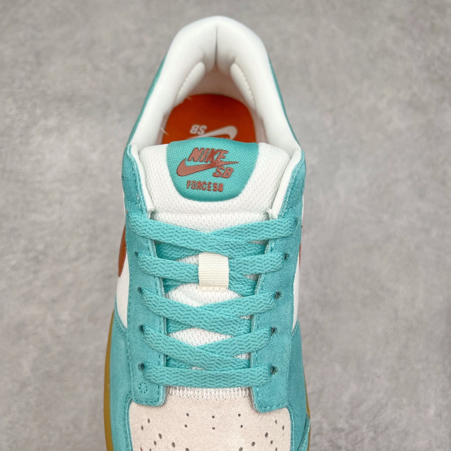 图片[5]-NK SB Force 58 空军58系列低帮休闲运动滑板板鞋 DV5477-302 鞋面由帆布和麂皮拼接 层次感丰富 搭配硫化外底 耐磨耐穿 鞋舌及中底后跟处饰有SB Logo 表明鞋款身份 采用包边设计 经久耐穿 硫化结构则有效提升灵活性 穿上这款全新推出的创意力作 助你耀动街头 尺码：36 36.5 37.5 38 38.5 39 40 40.5 41 42 42.5 43 44 45-选品中心