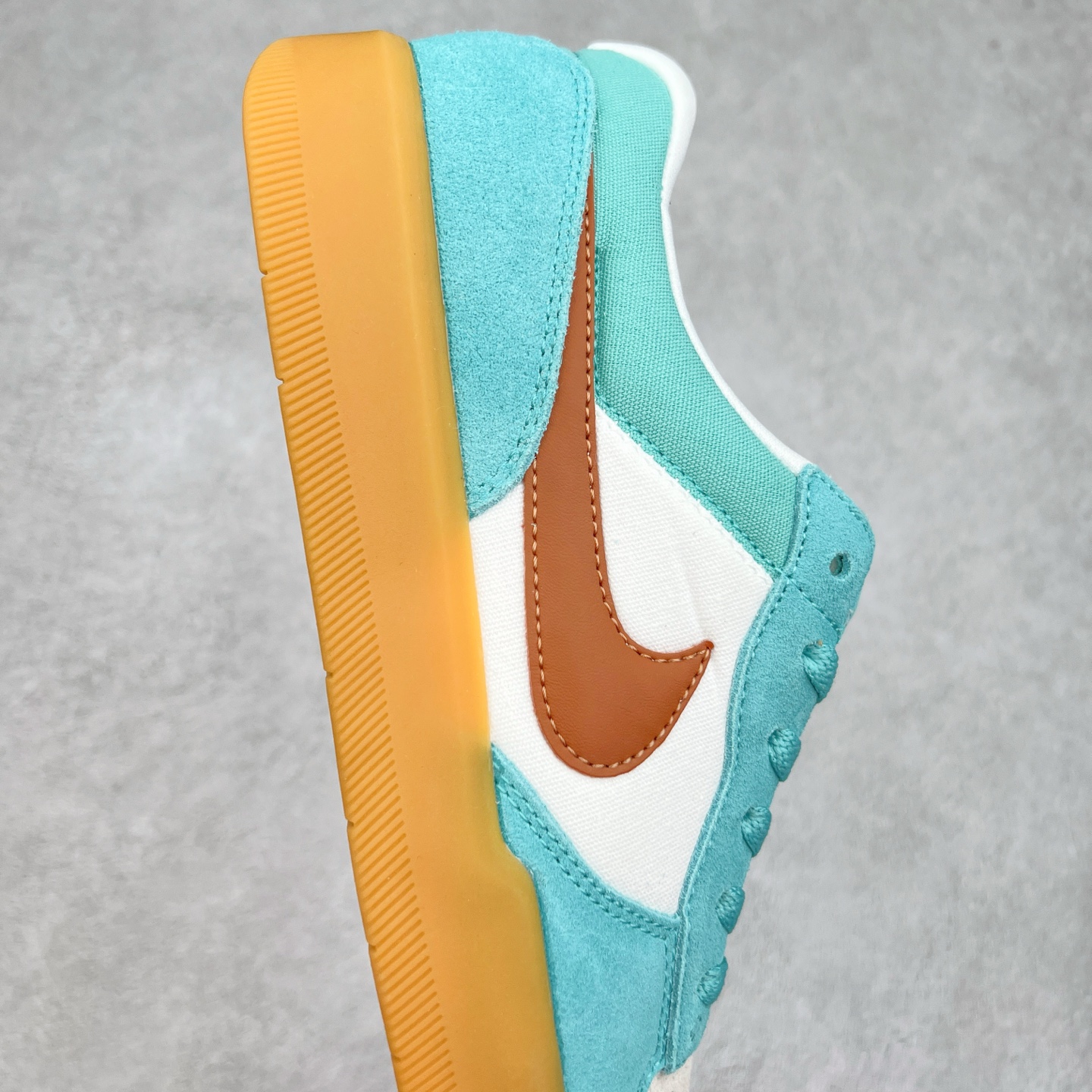 图片[6]-NK SB Force 58 空军58系列低帮休闲运动滑板板鞋 DV5477-302 鞋面由帆布和麂皮拼接 层次感丰富 搭配硫化外底 耐磨耐穿 鞋舌及中底后跟处饰有SB Logo 表明鞋款身份 采用包边设计 经久耐穿 硫化结构则有效提升灵活性 穿上这款全新推出的创意力作 助你耀动街头 尺码：36 36.5 37.5 38 38.5 39 40 40.5 41 42 42.5 43 44 45-选品中心