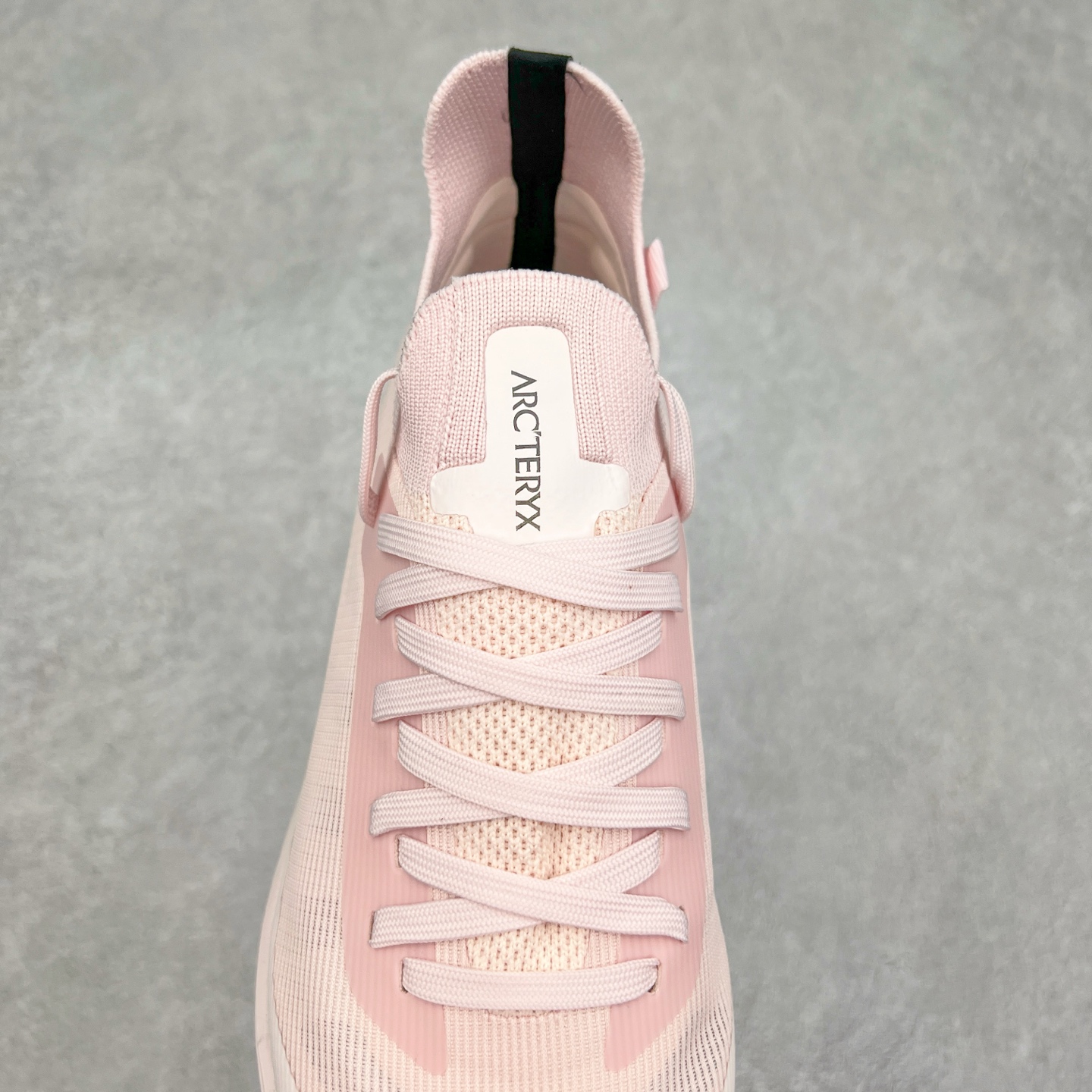 图片[5]-＃HP Arcteryx Norvan SL 3 始祖鸟时尚舒适防滑透气轻便低帮跑步鞋 Arcteryx中文名始祖鸟 加拿大户外服饰品牌 1989年创立于加拿大温哥华 始祖鸟来自加拿大海岸山脉 植根高山的专业户外品牌 始终秉承对精湛设计和工艺孜孜以求的准则 从1989年创立至今 Arcteryx始终不断在产品设计与做工上不惜工本 以满足始祖鸟的标准 品质、设计以及精简的理念造就了其良好的性能 并能满足严苛环境下的使用需求 尺码：40 41 42 43 44 45-选品中心