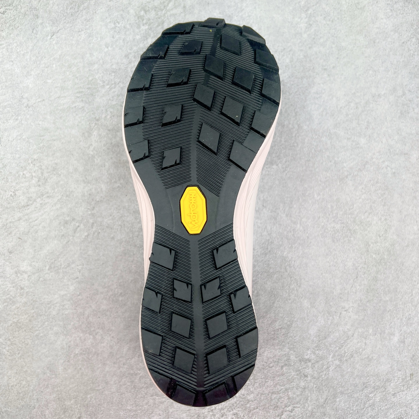 图片[9]-＃HP Arcteryx Norvan SL 3 始祖鸟时尚舒适防滑透气轻便低帮跑步鞋 Arcteryx中文名始祖鸟 加拿大户外服饰品牌 1989年创立于加拿大温哥华 始祖鸟来自加拿大海岸山脉 植根高山的专业户外品牌 始终秉承对精湛设计和工艺孜孜以求的准则 从1989年创立至今 Arcteryx始终不断在产品设计与做工上不惜工本 以满足始祖鸟的标准 品质、设计以及精简的理念造就了其良好的性能 并能满足严苛环境下的使用需求 尺码：40 41 42 43 44 45-选品中心