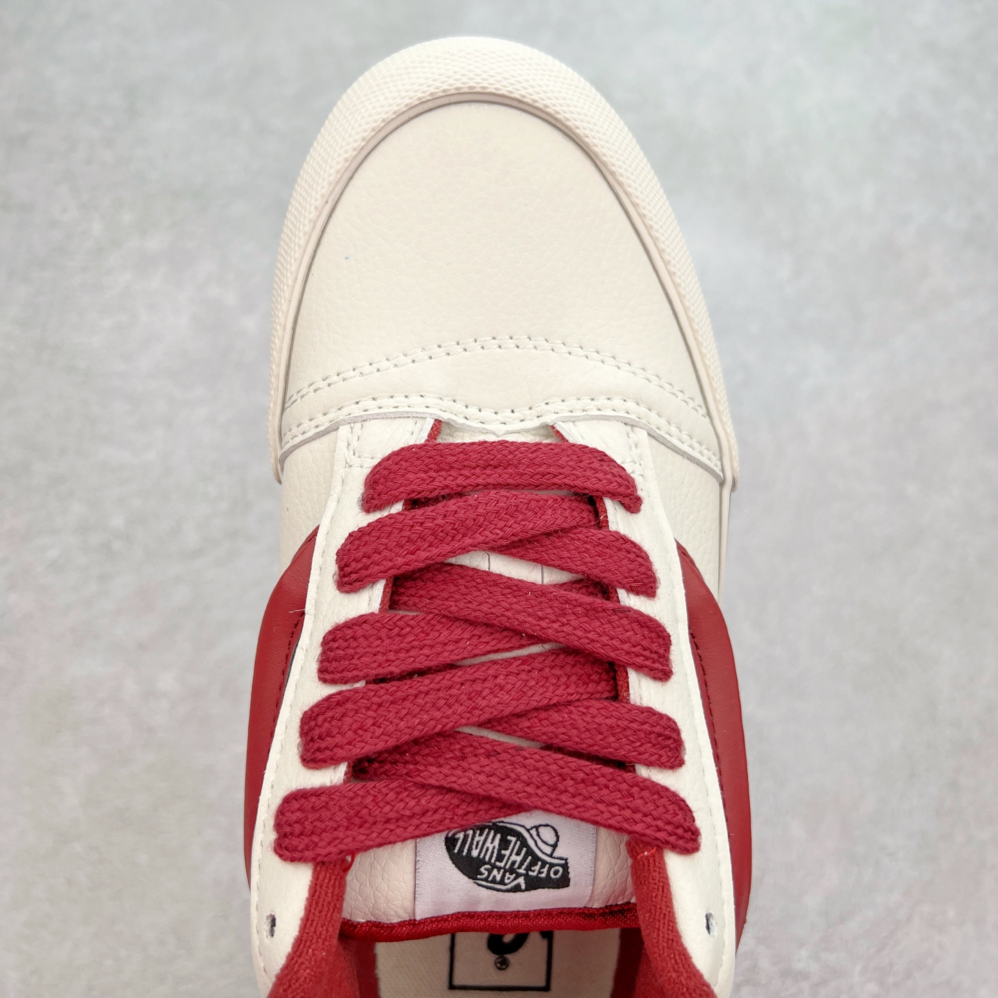 图片[4]-Vans Knu Skool 白红 官方新款 复古休闲胖胖面包鞋 肥胖版大LOGO原版全皮猪八面料 尺码：35 36 36.5 37 38 38.5 39 40 40.5 41 42 42.5 43 44 45 工艺：硫化1：1（重量1：1、真标、原钢印、材质标、鞋型标、合格证）-选品中心