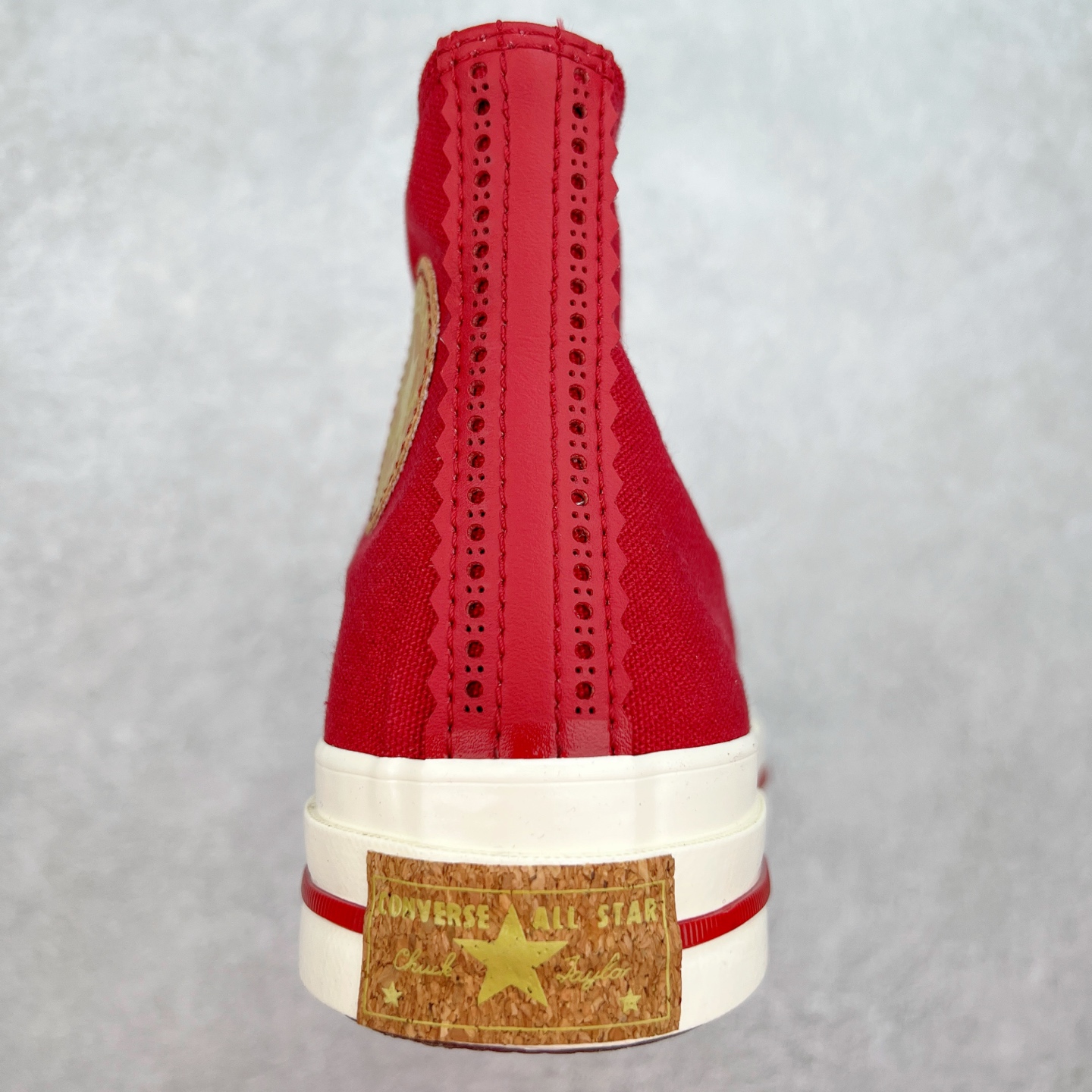 图片[8]-Converse Chuck 1970s 拼接复古红 经典70s鞋型 皮质与帆布拼接 高级感十足 搭配红酒软木塞Logo标设计 设计感拉满 货号：A12460C 尺码：35 36 36.5 37 37.5 38 39 39.5 40 41 41.5 42 42.5 43 44-选品中心